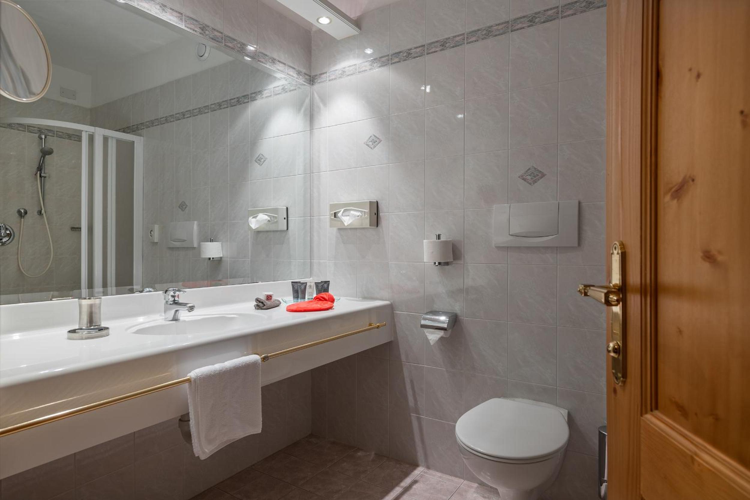 Comfort Double Room with Balcony photo 2