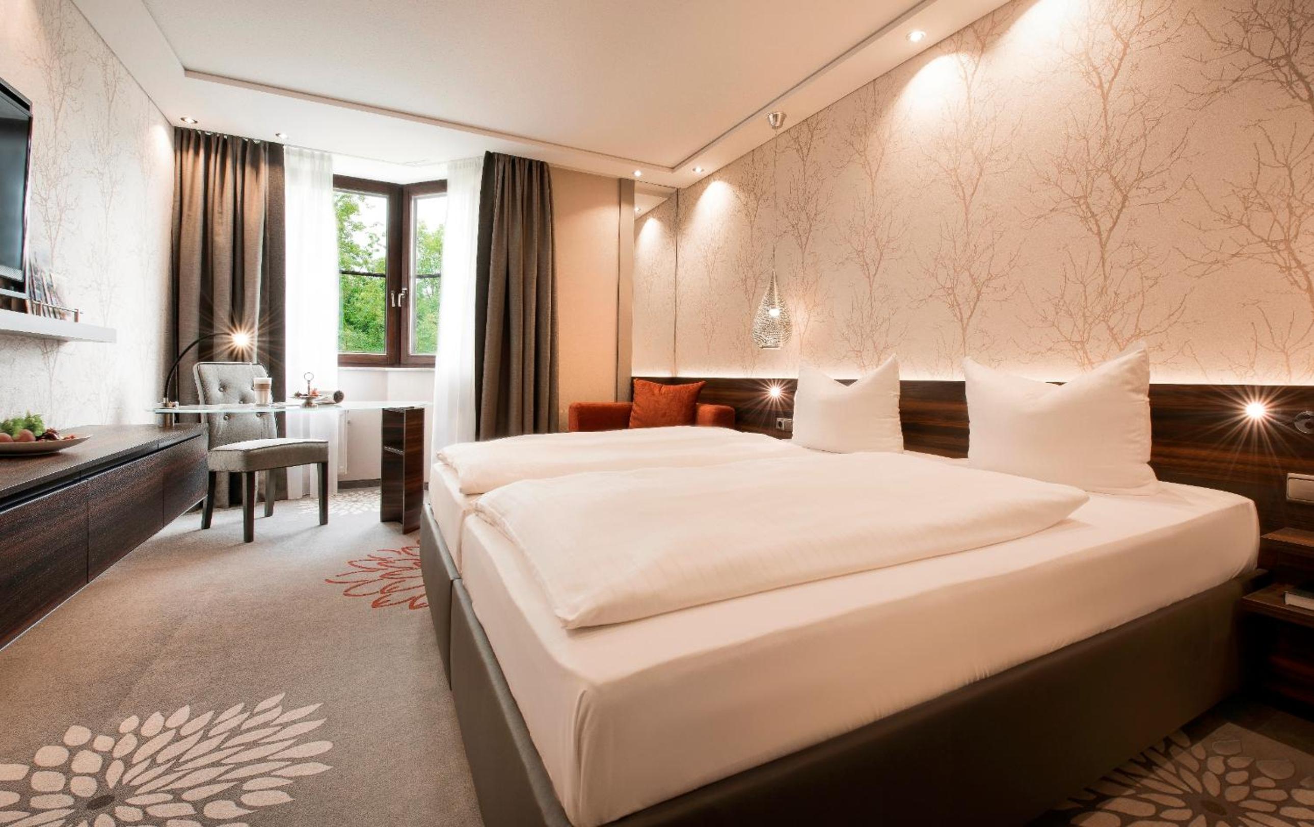 Standard Double Room - Photo 5