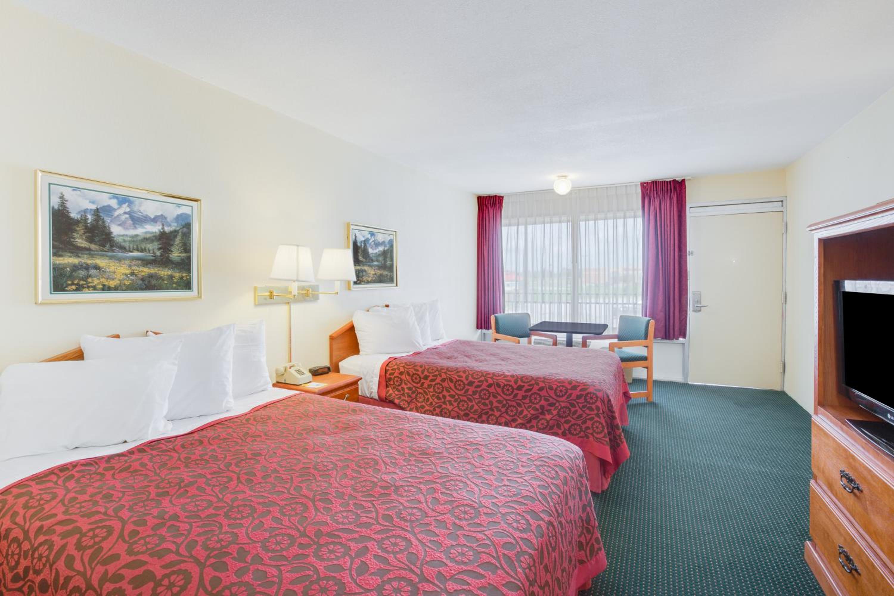 Double Room with Two Double Beds - Non-Smoking photo 1