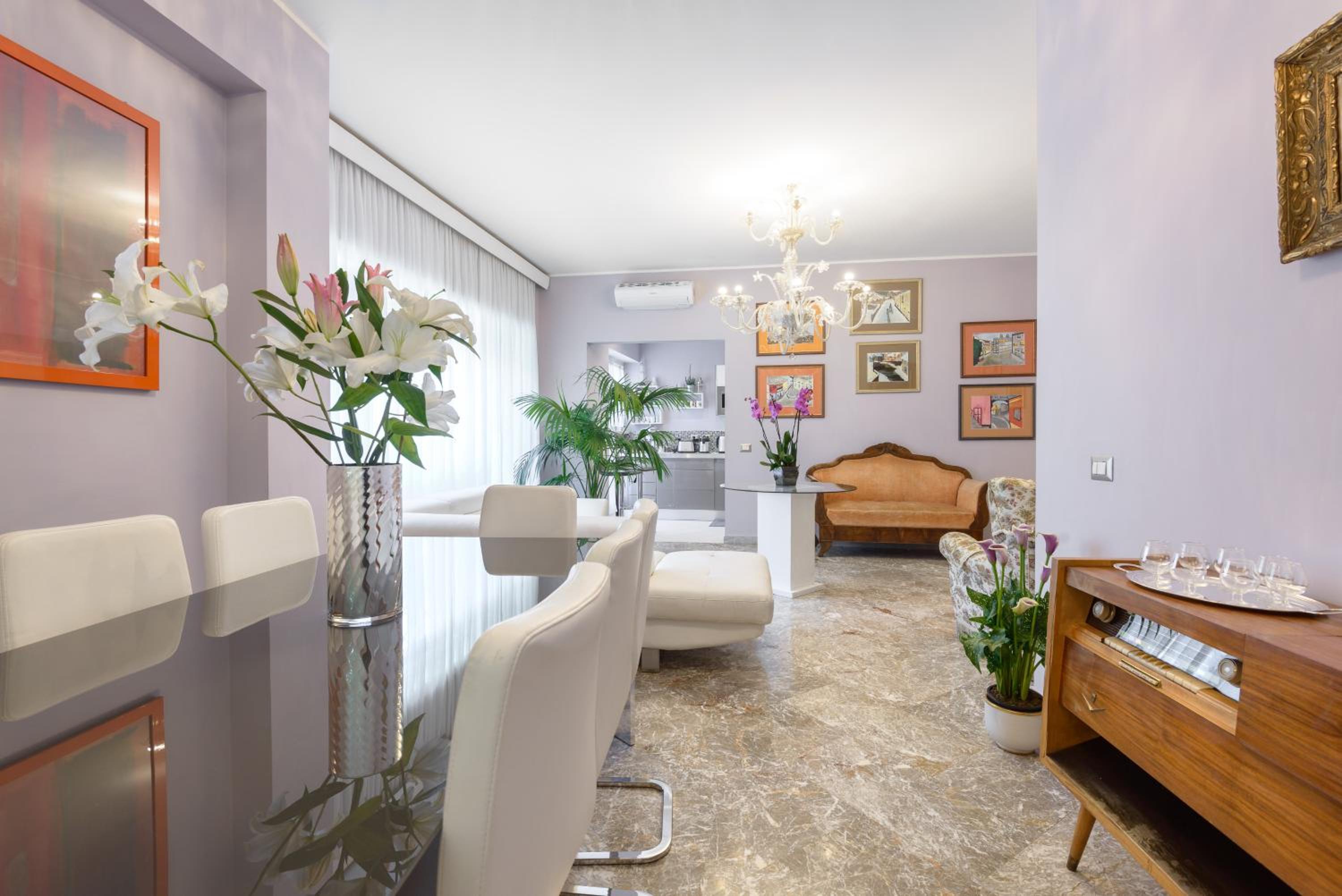 Five-Bedroom Apartment