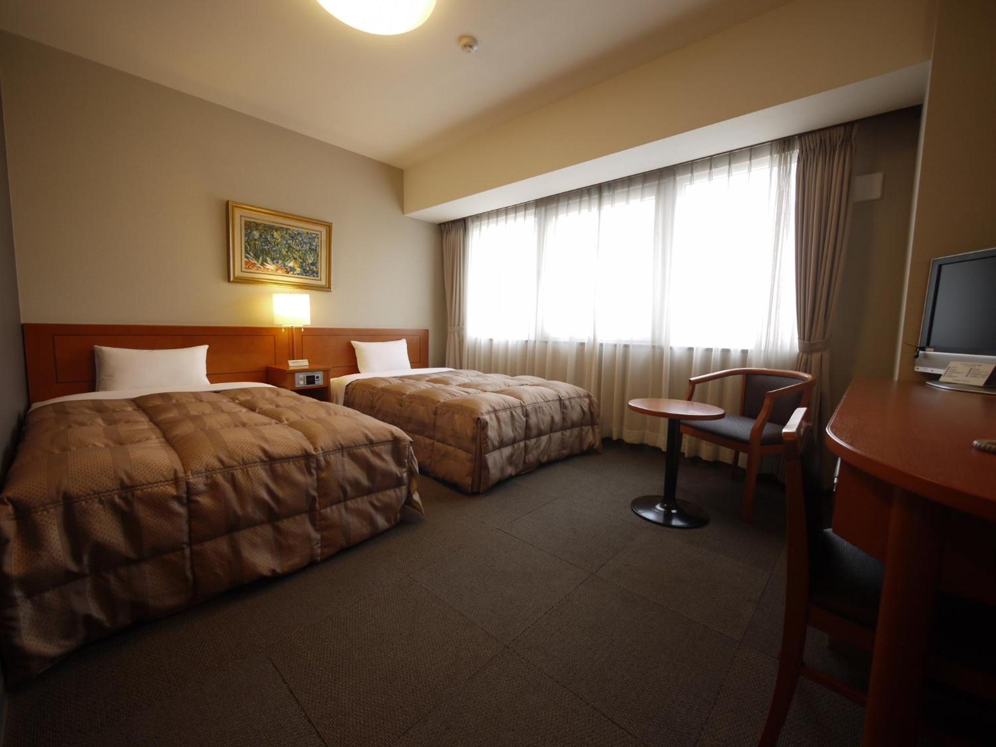 Twin Room - Smoking - Photo 1