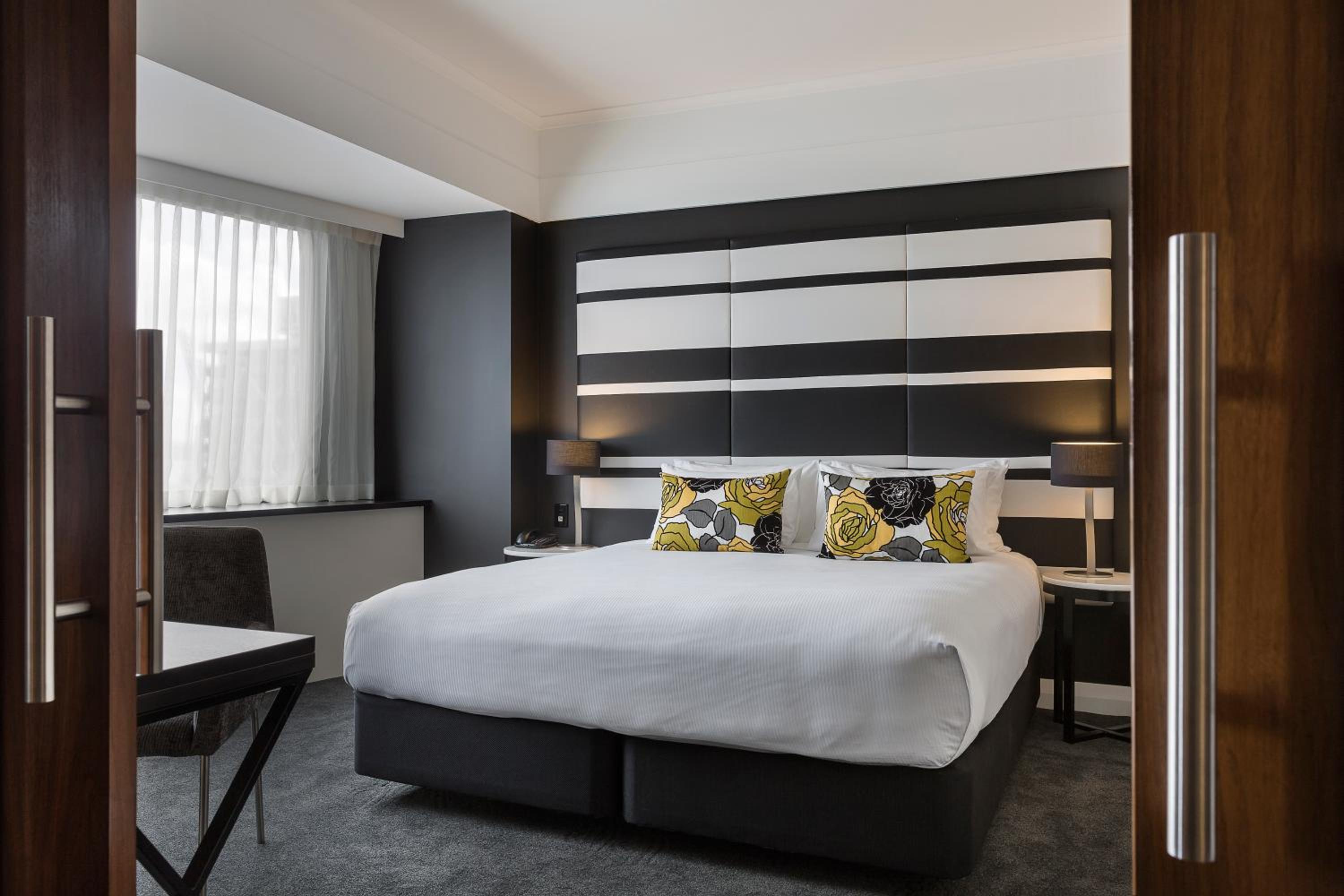 Junior Suite with King Bed - Non Smoking