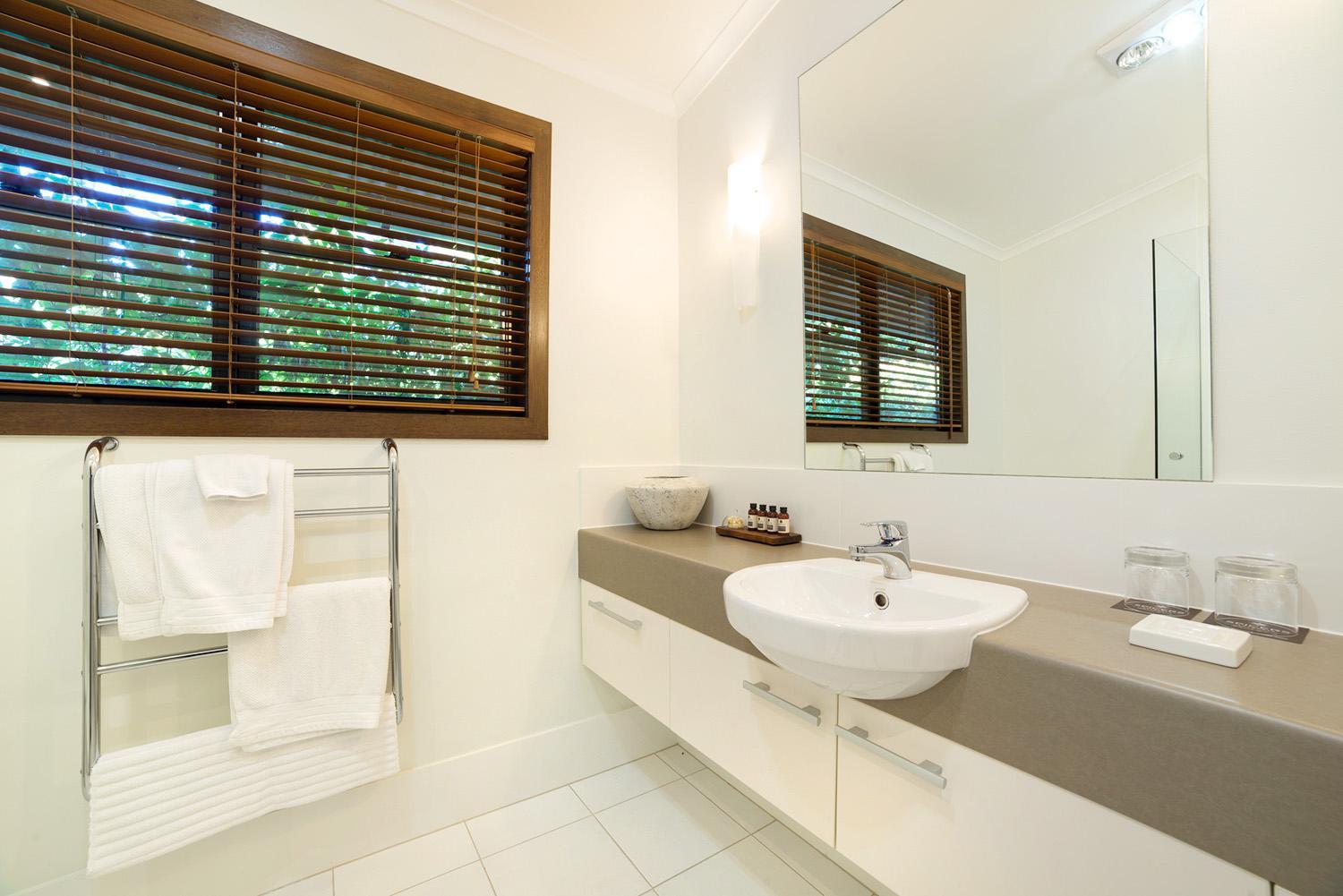 Two Bedroom Orchard Villa - Photo 2