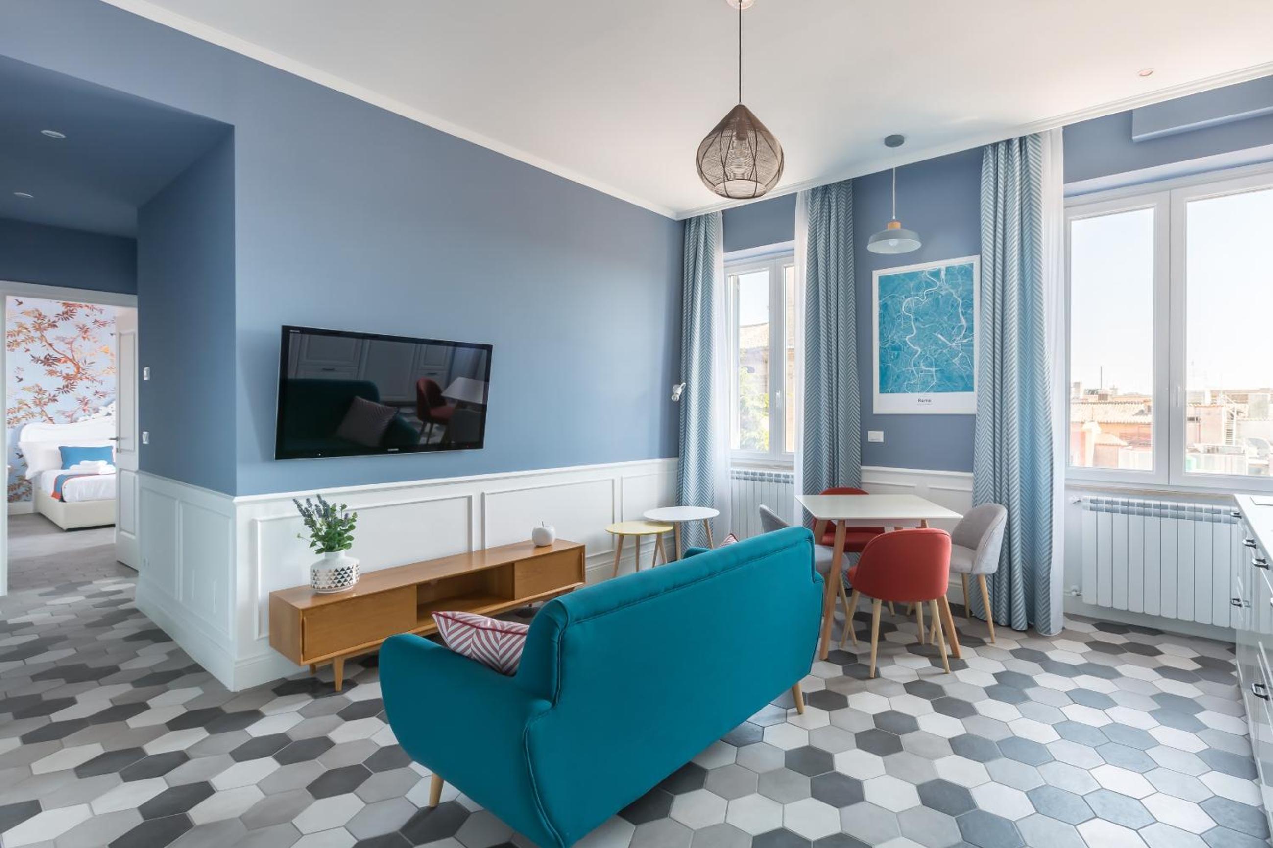 Penthouse Apartment photo 2