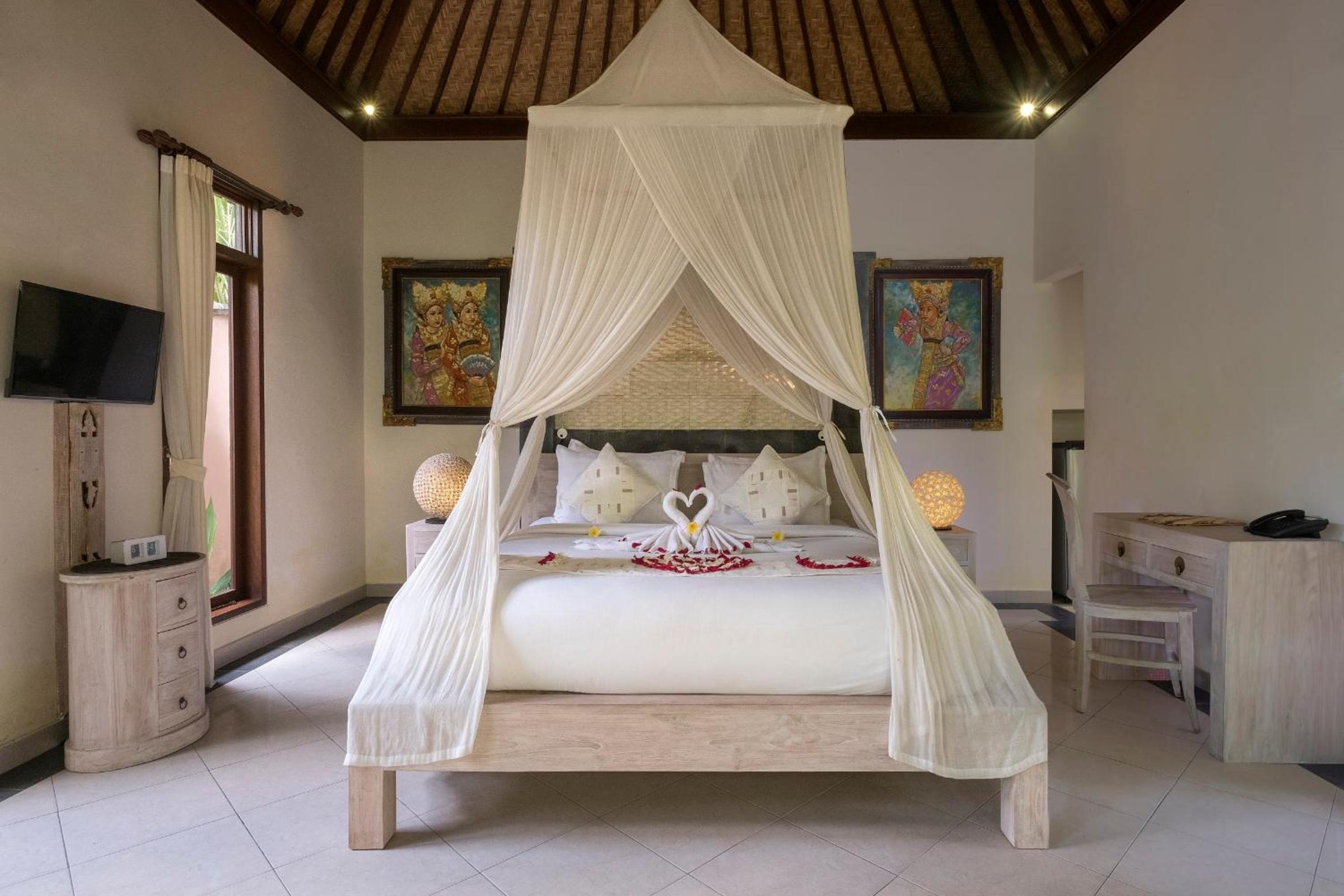 One-Bedroom Villa with Private Pool - Photo 10