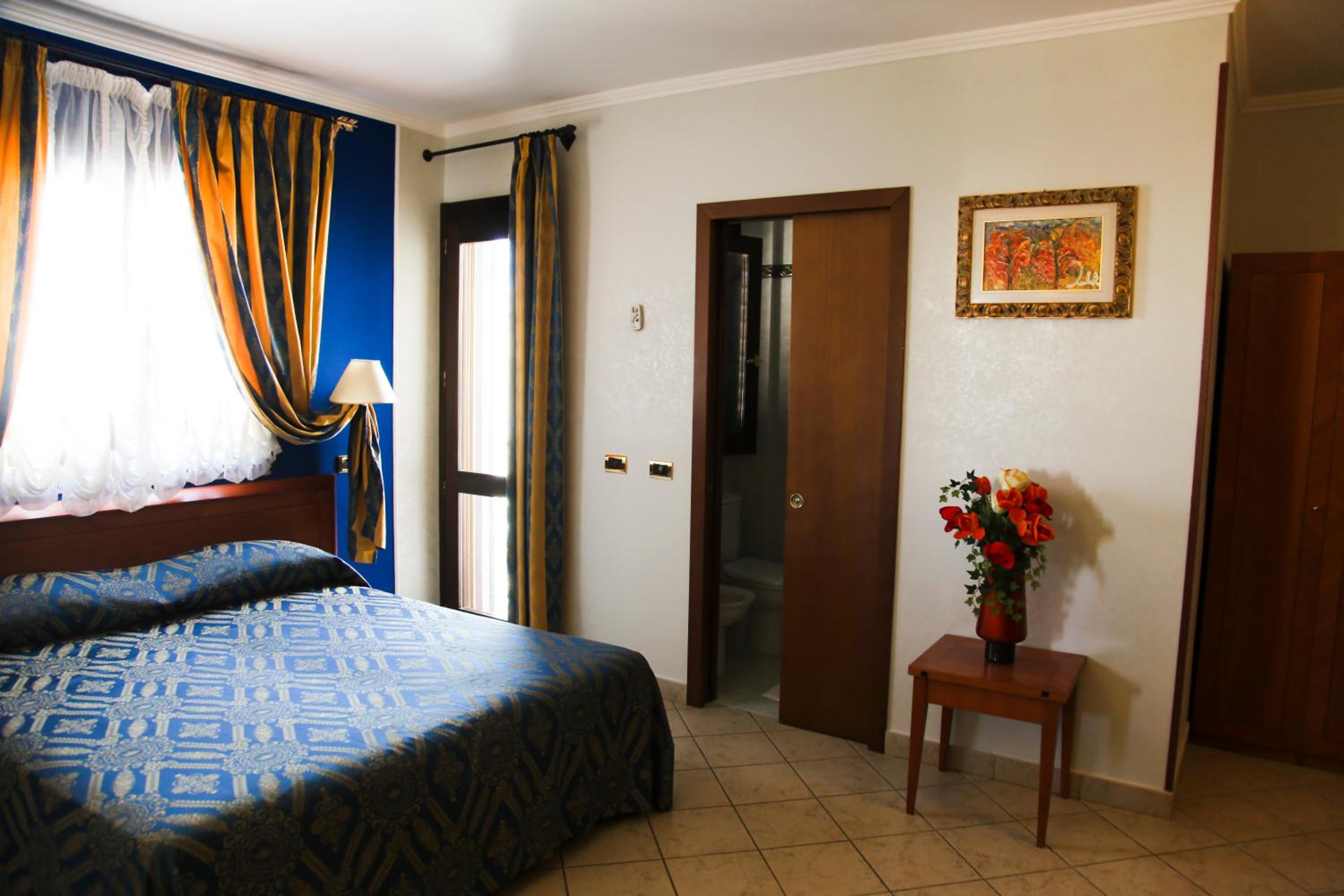 Triple Room photo 1