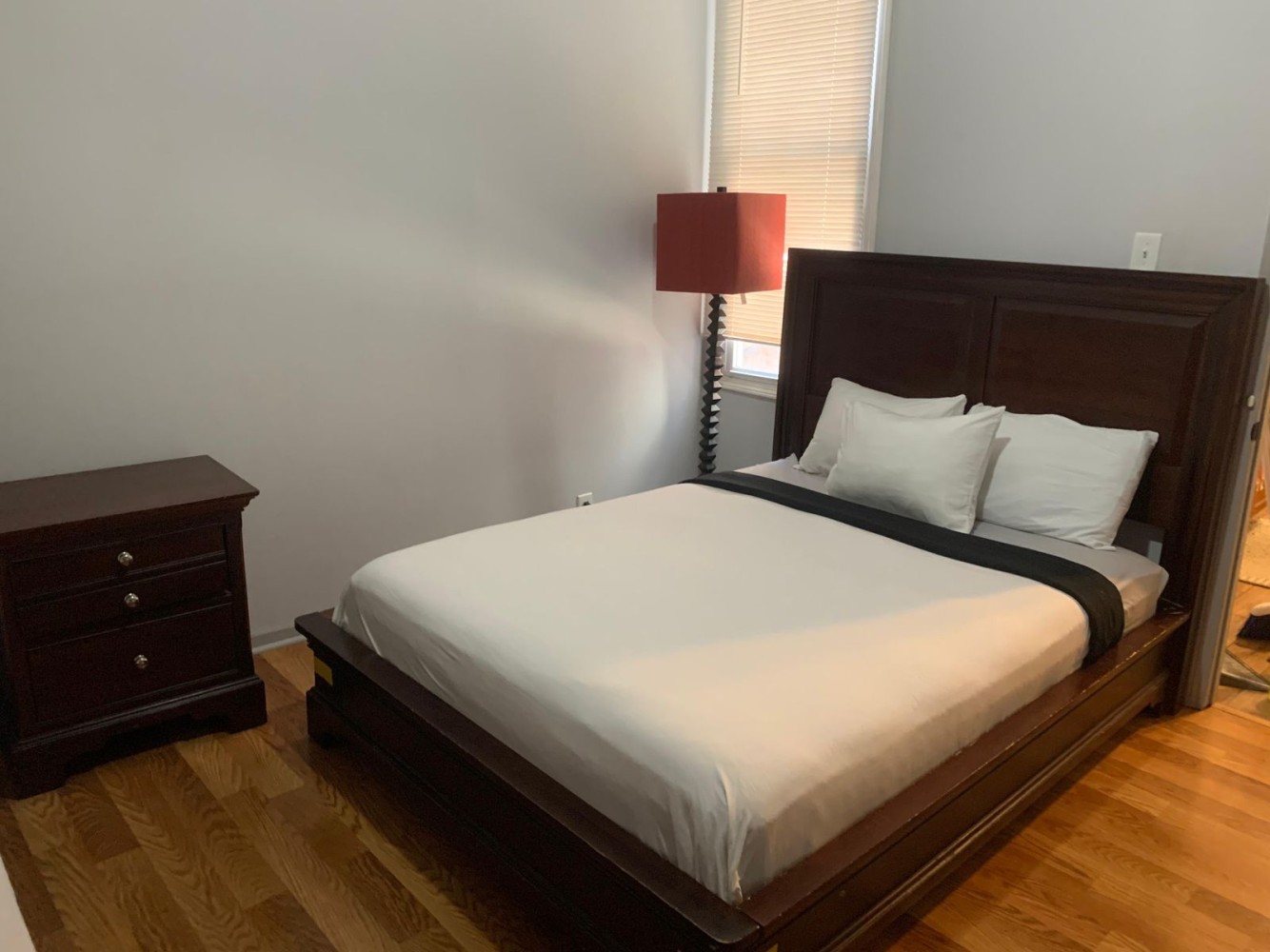 Standard twin room with Shared bathroom