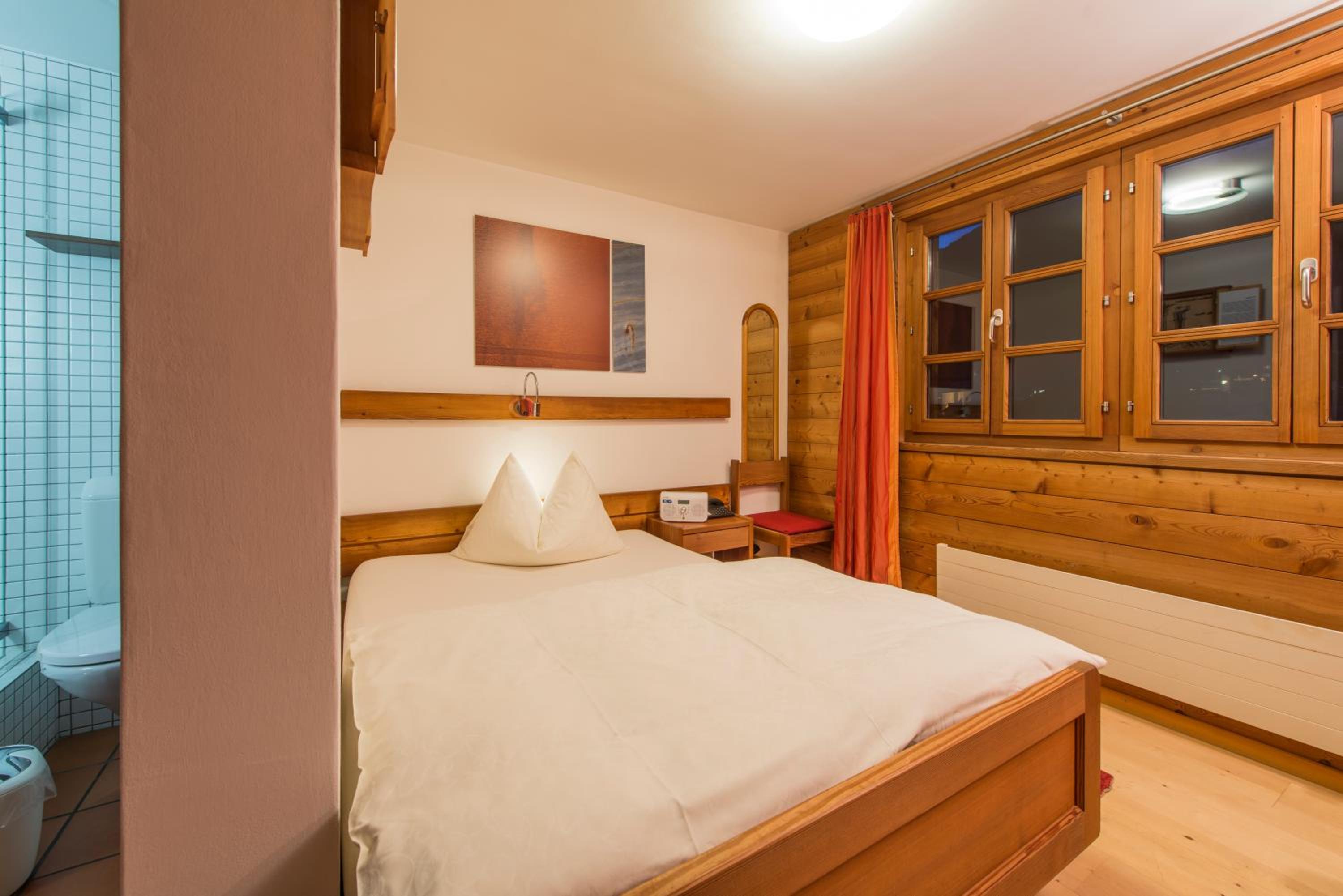 Single Room with Mountain View photo 2