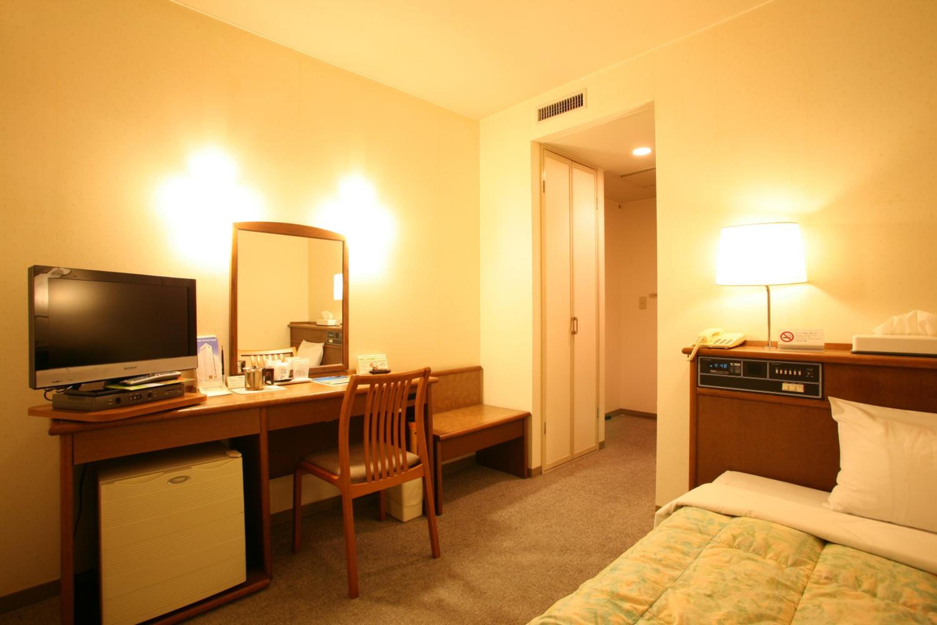 Double Room With Small Double Bed - Smoking