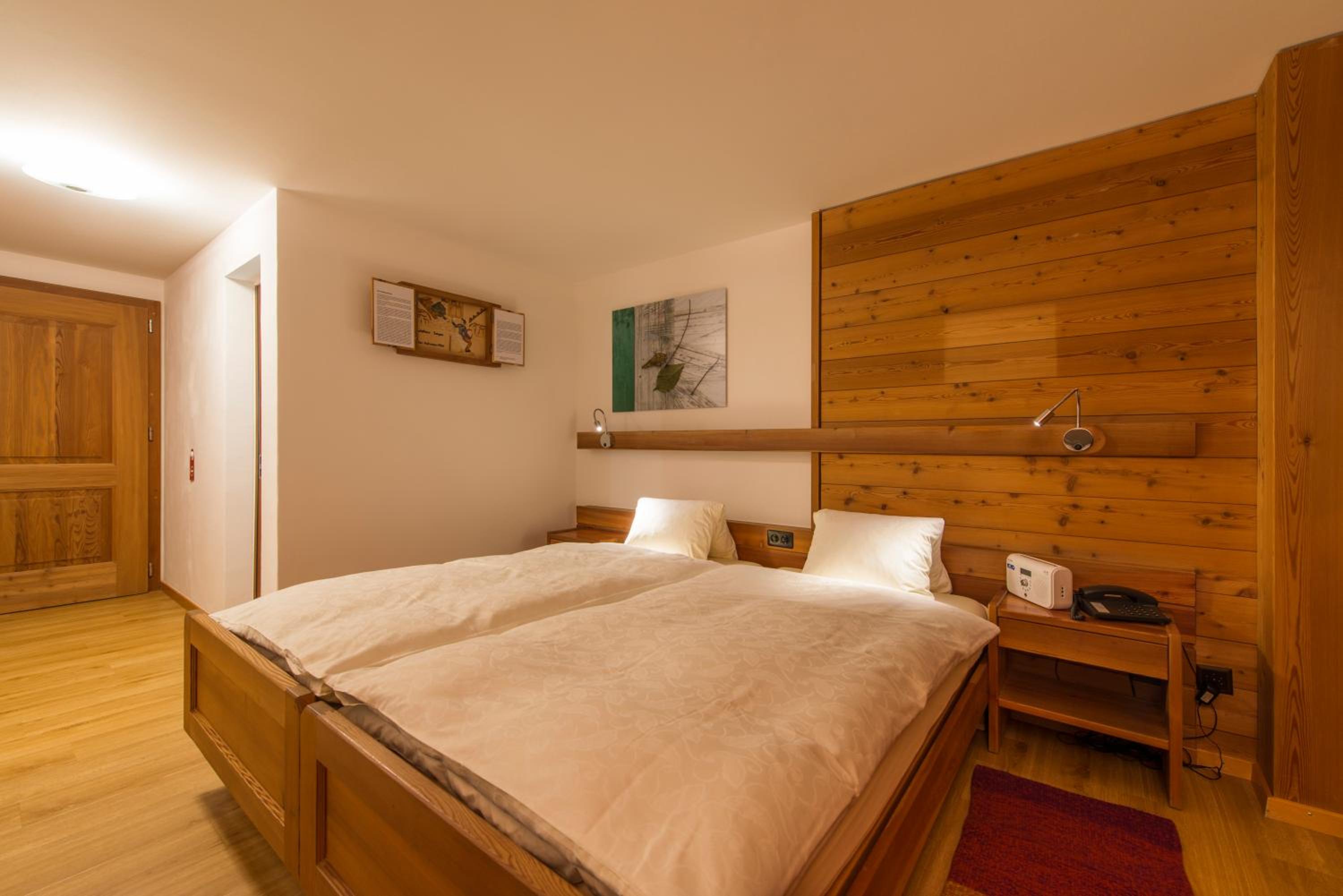 Double Room with Balcony - Photo 6