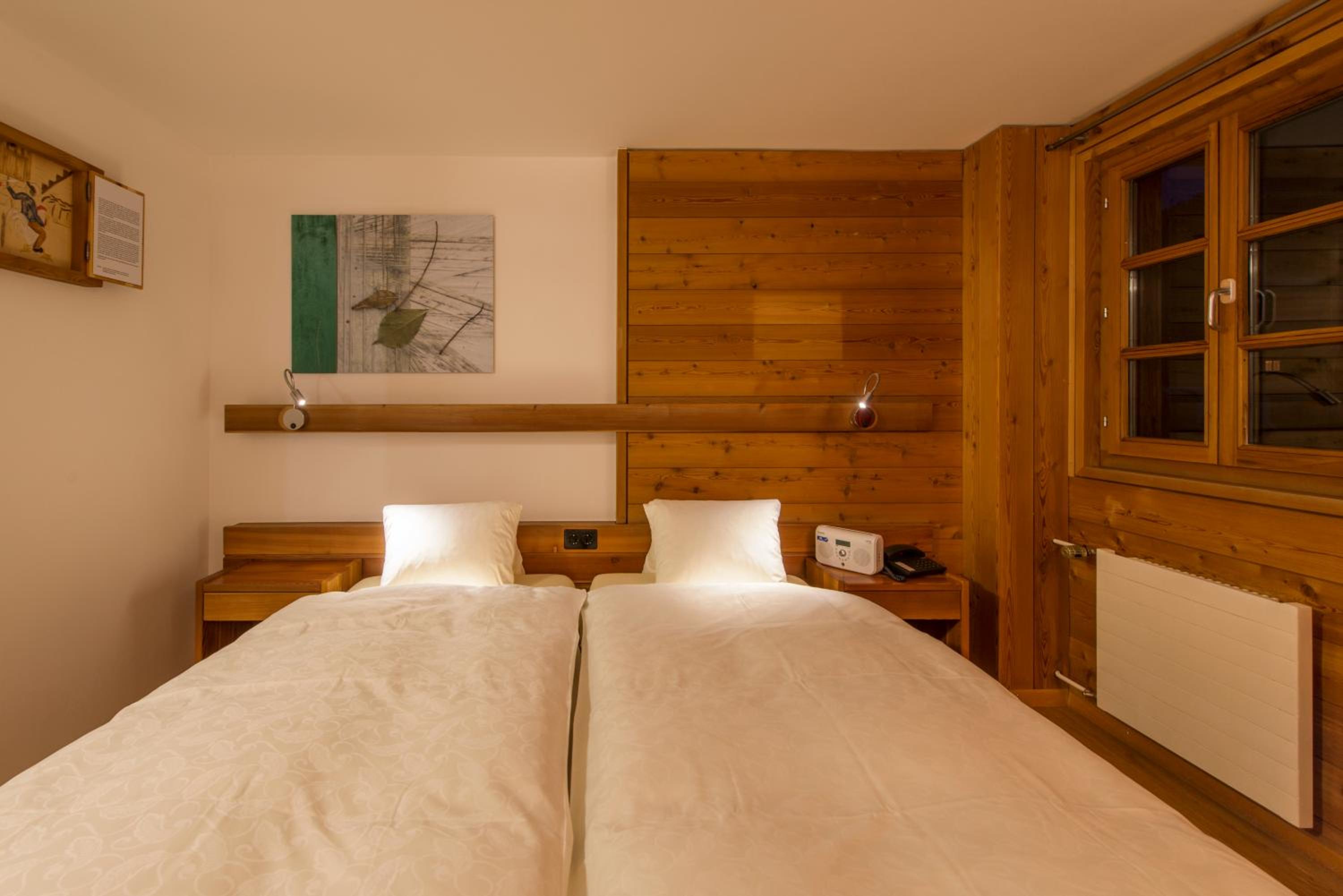 Double Room with Balcony - Photo 11