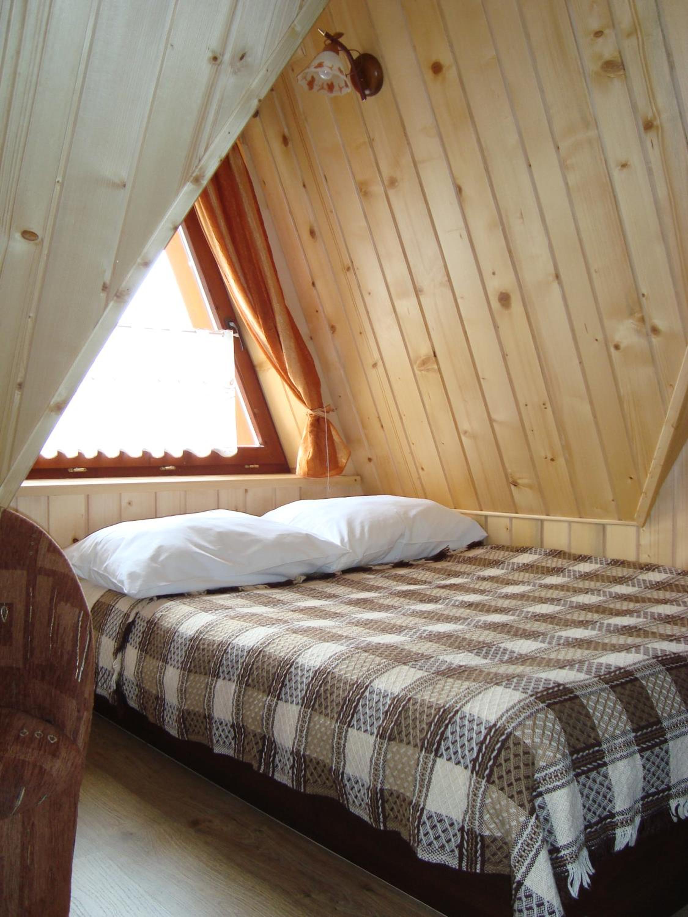 Quadruple Room with Mountain View photo 2