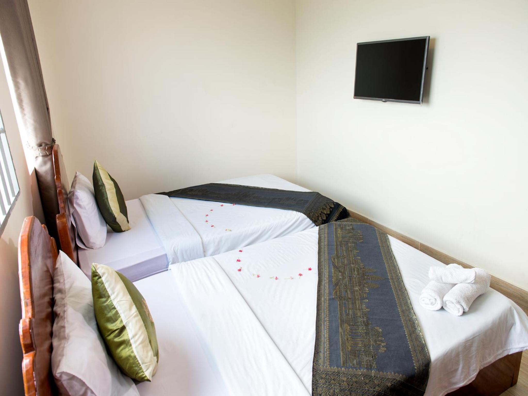 Deluxe Twin Room photo 3