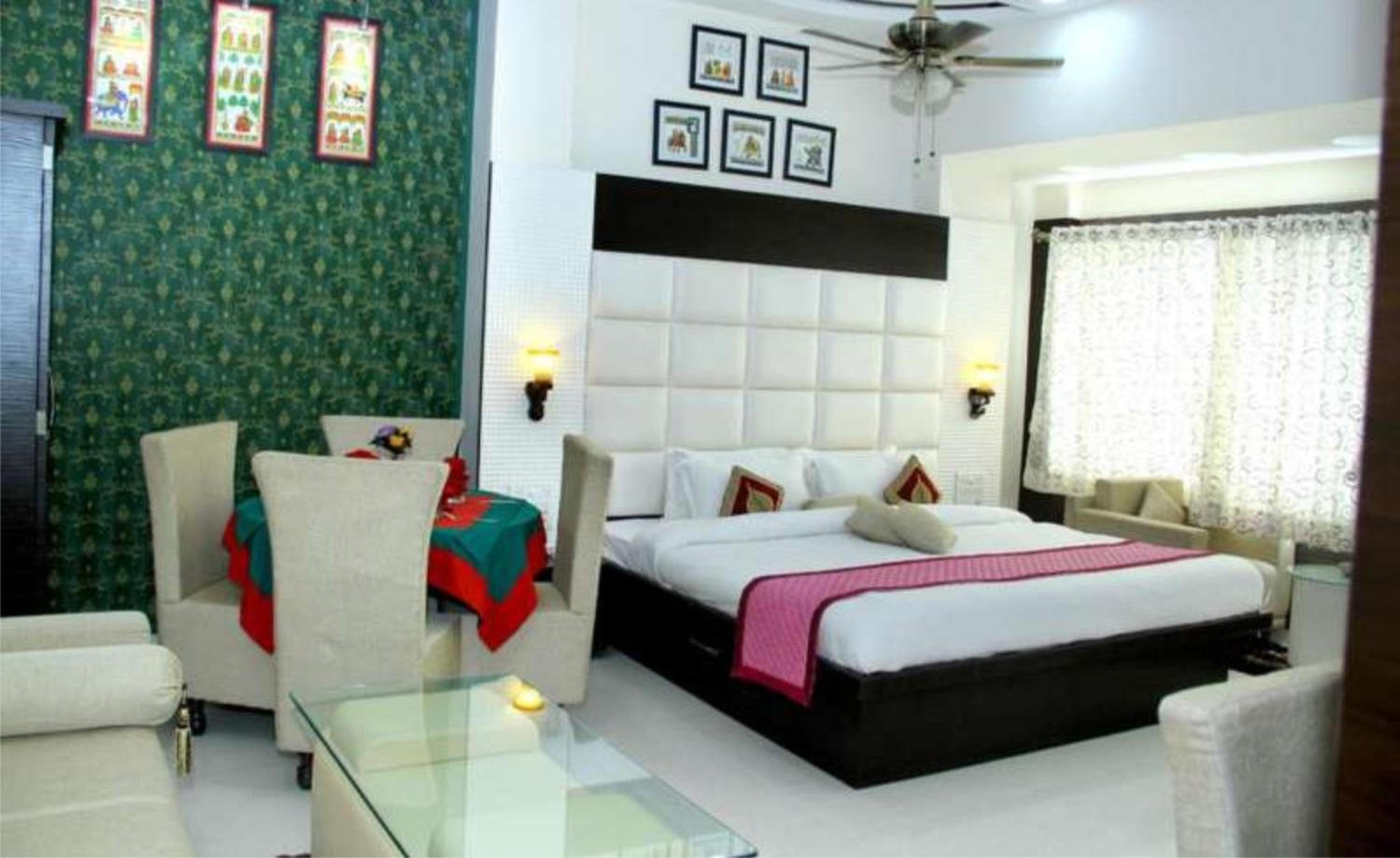 Deluxe Air Cooled Double Room photo 1