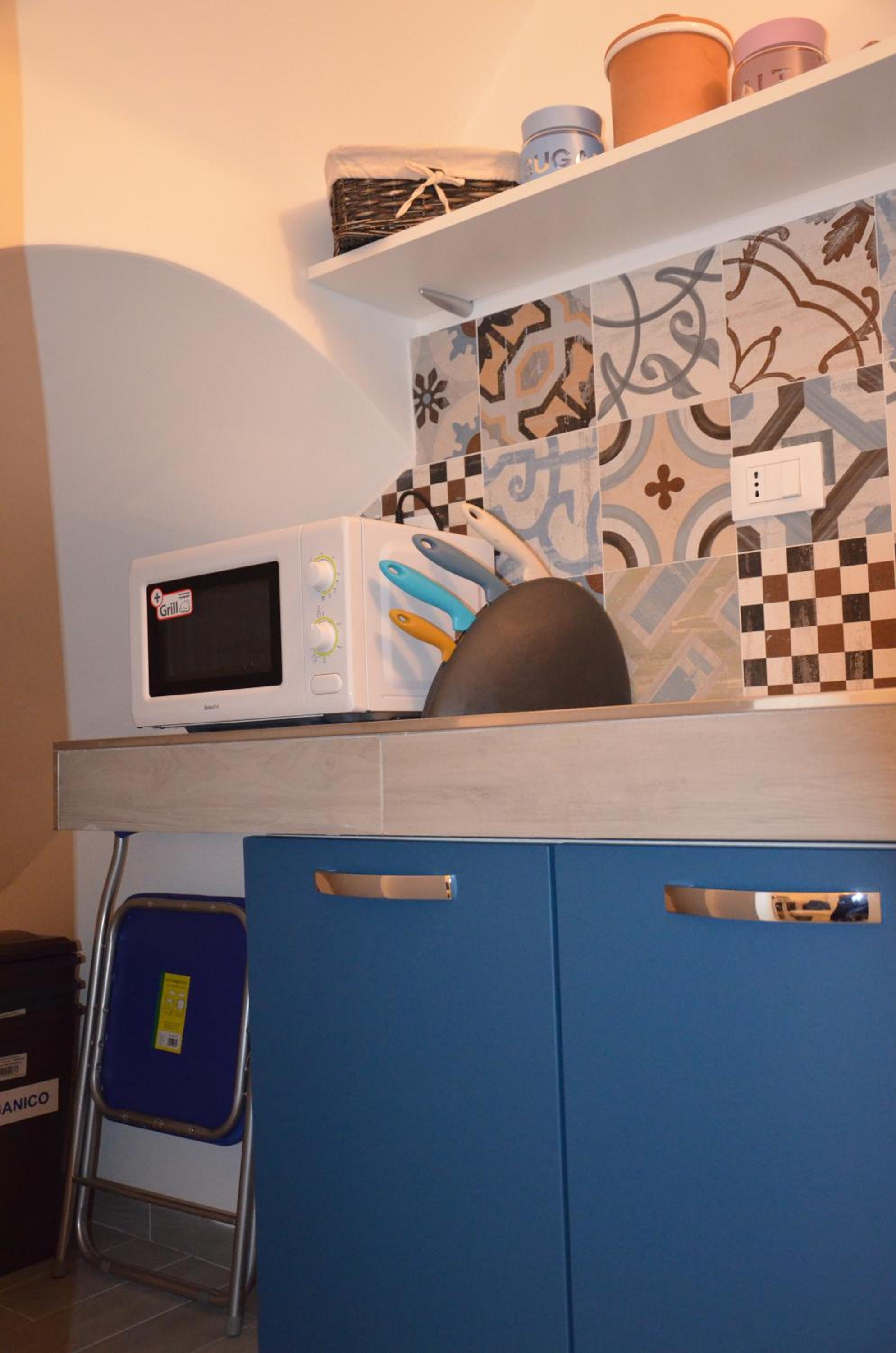 Apartment with Terrace - Photo 4