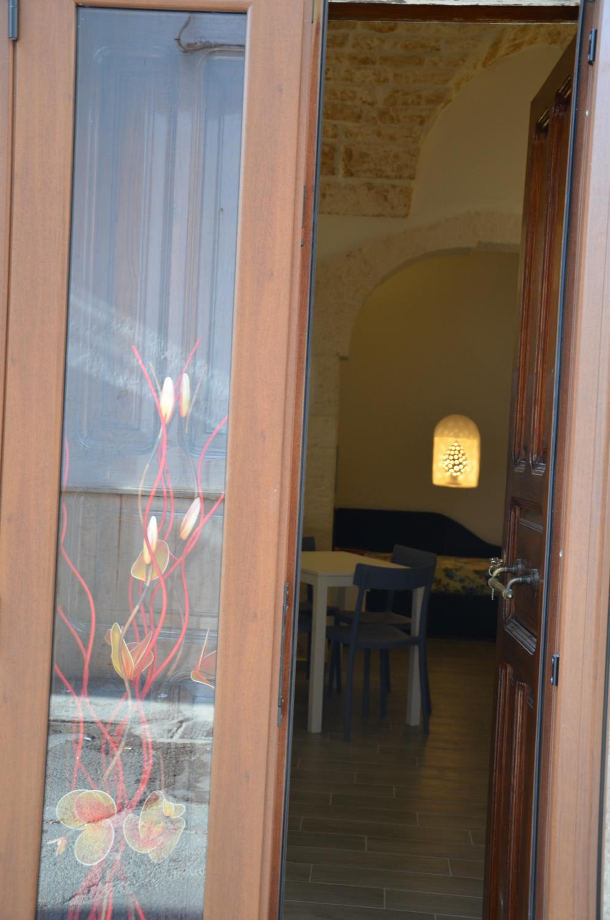 Apartment with Terrace - Photo 1