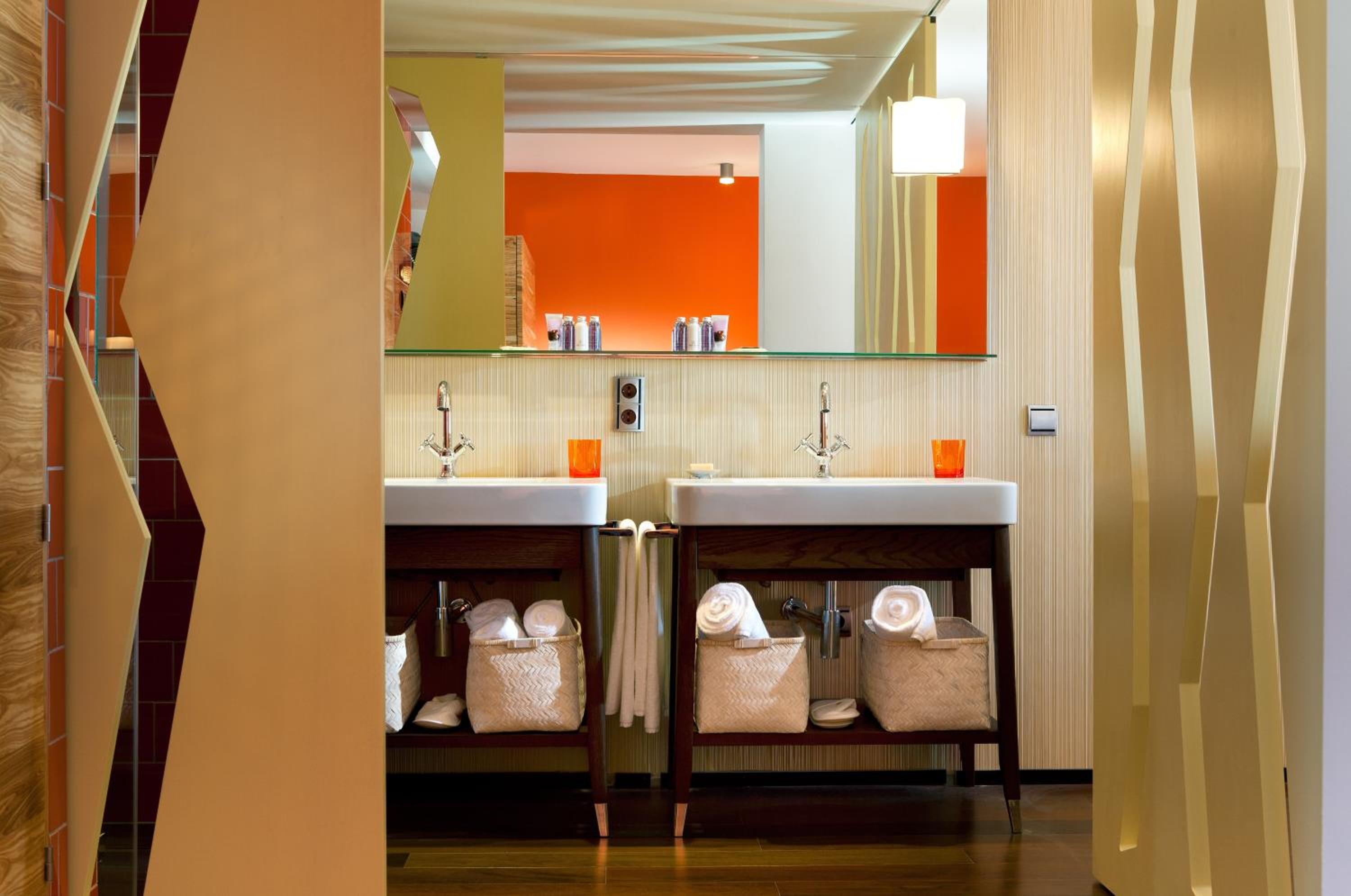 Junior Suite With Ocean View (Single Use) - Photo 9