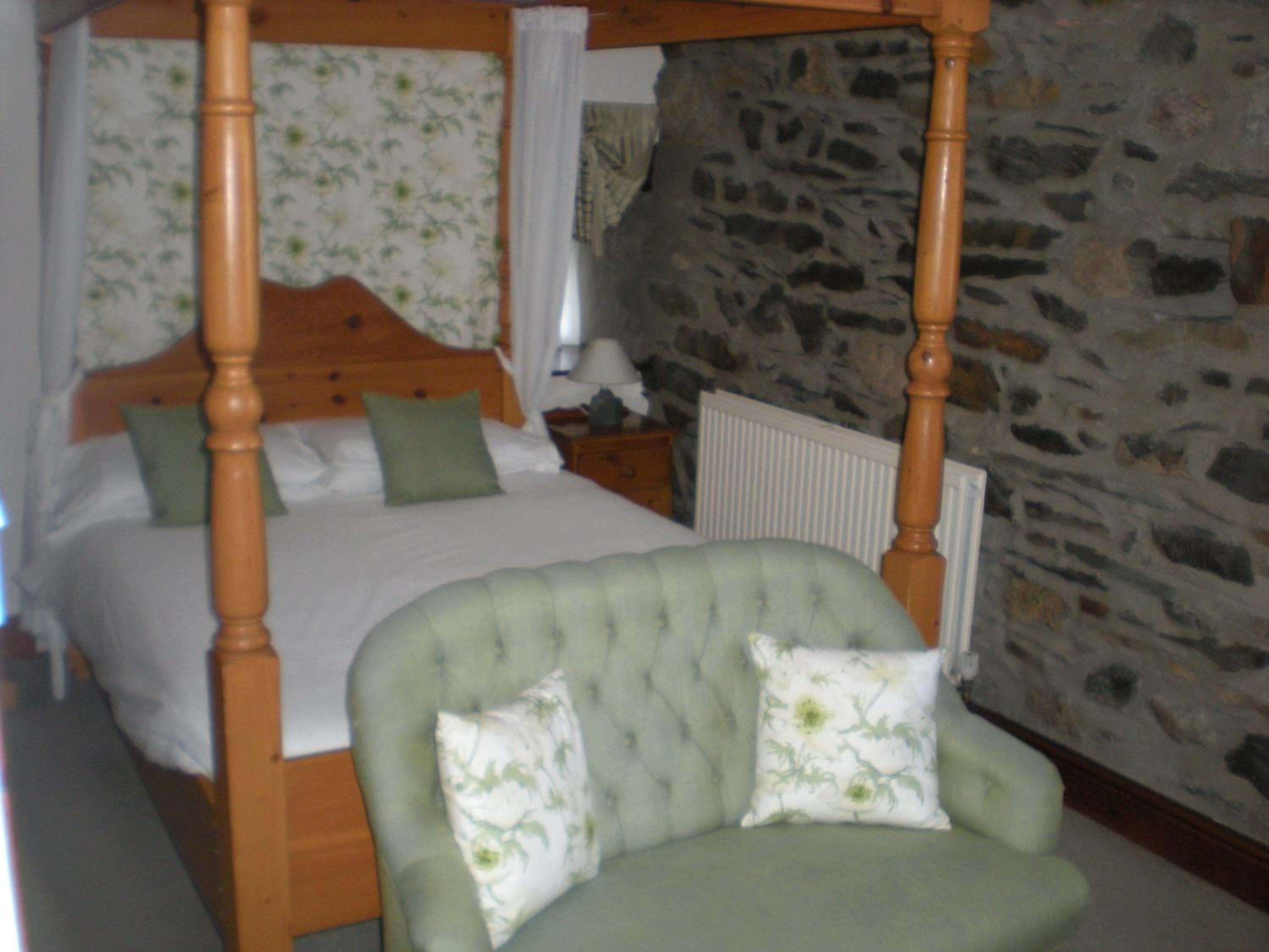 Double Room with Four Poster Bed photo 1