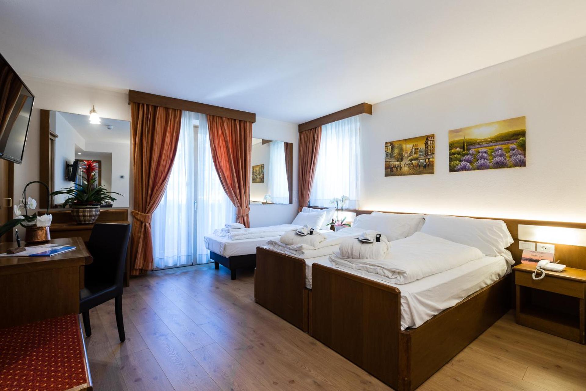Superior Double or Twin Room photo 1
