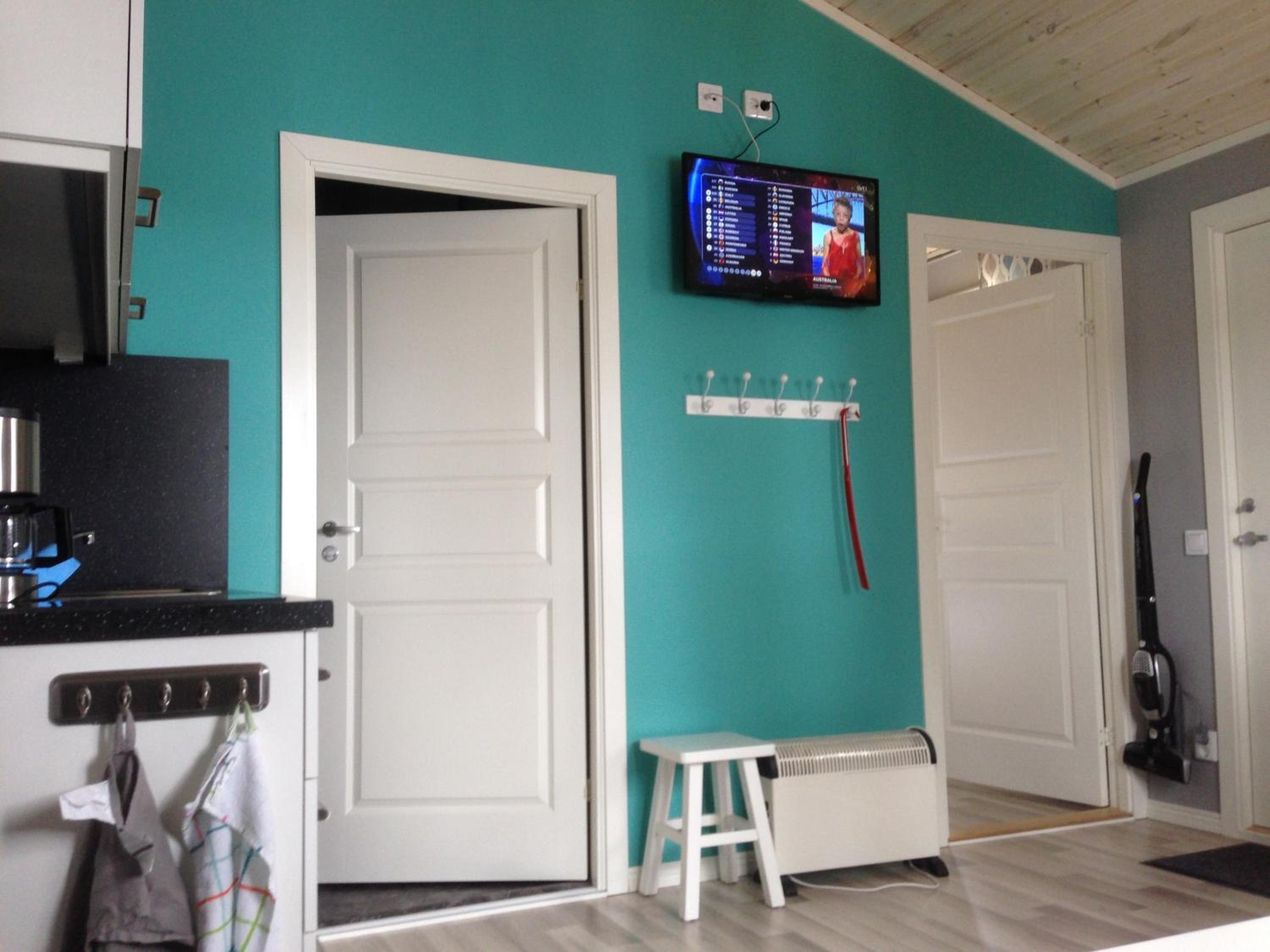 Quadruple Room with Private Bathroom - Photo 4