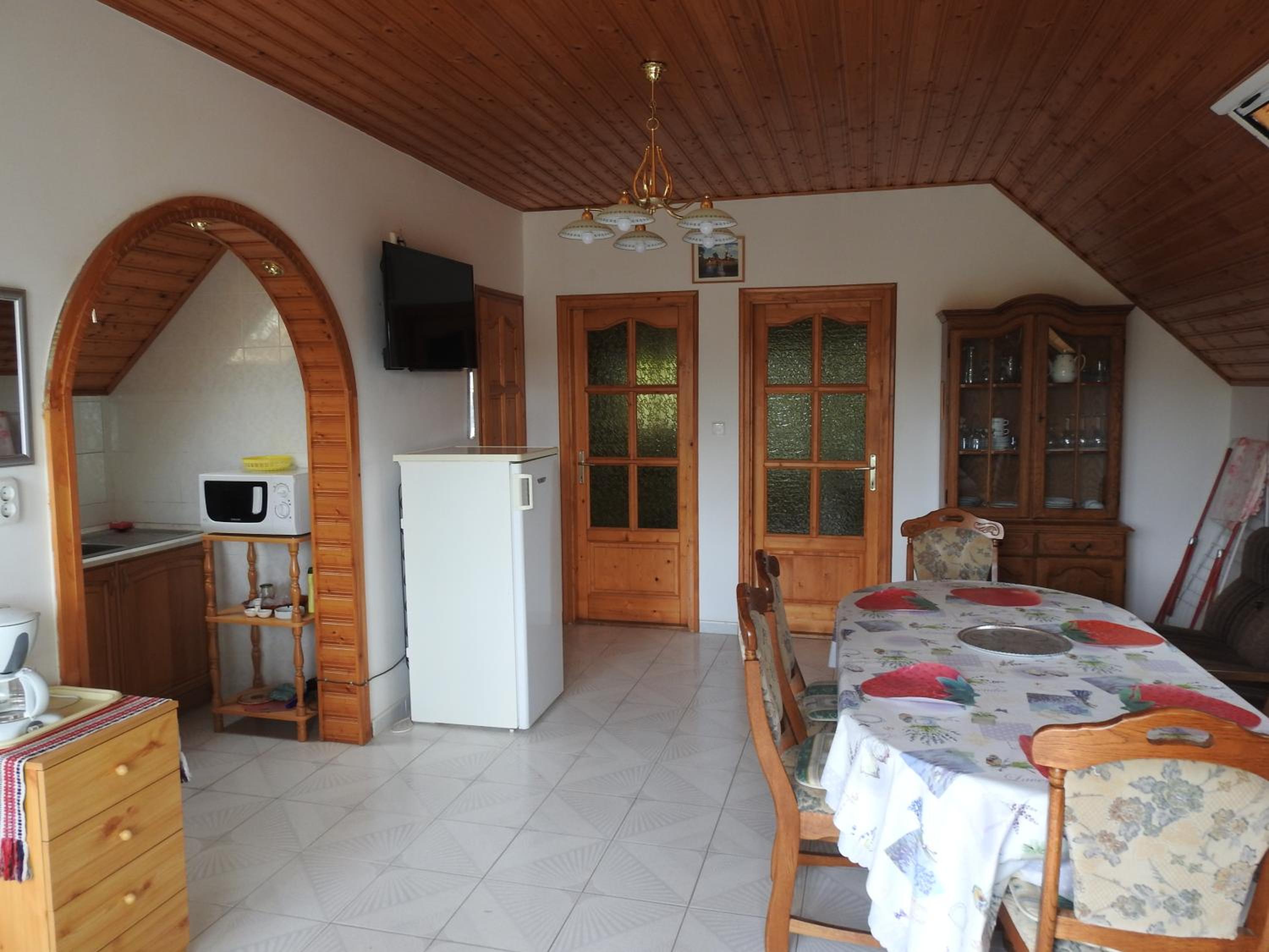 Apartment with Balcony photo 2
