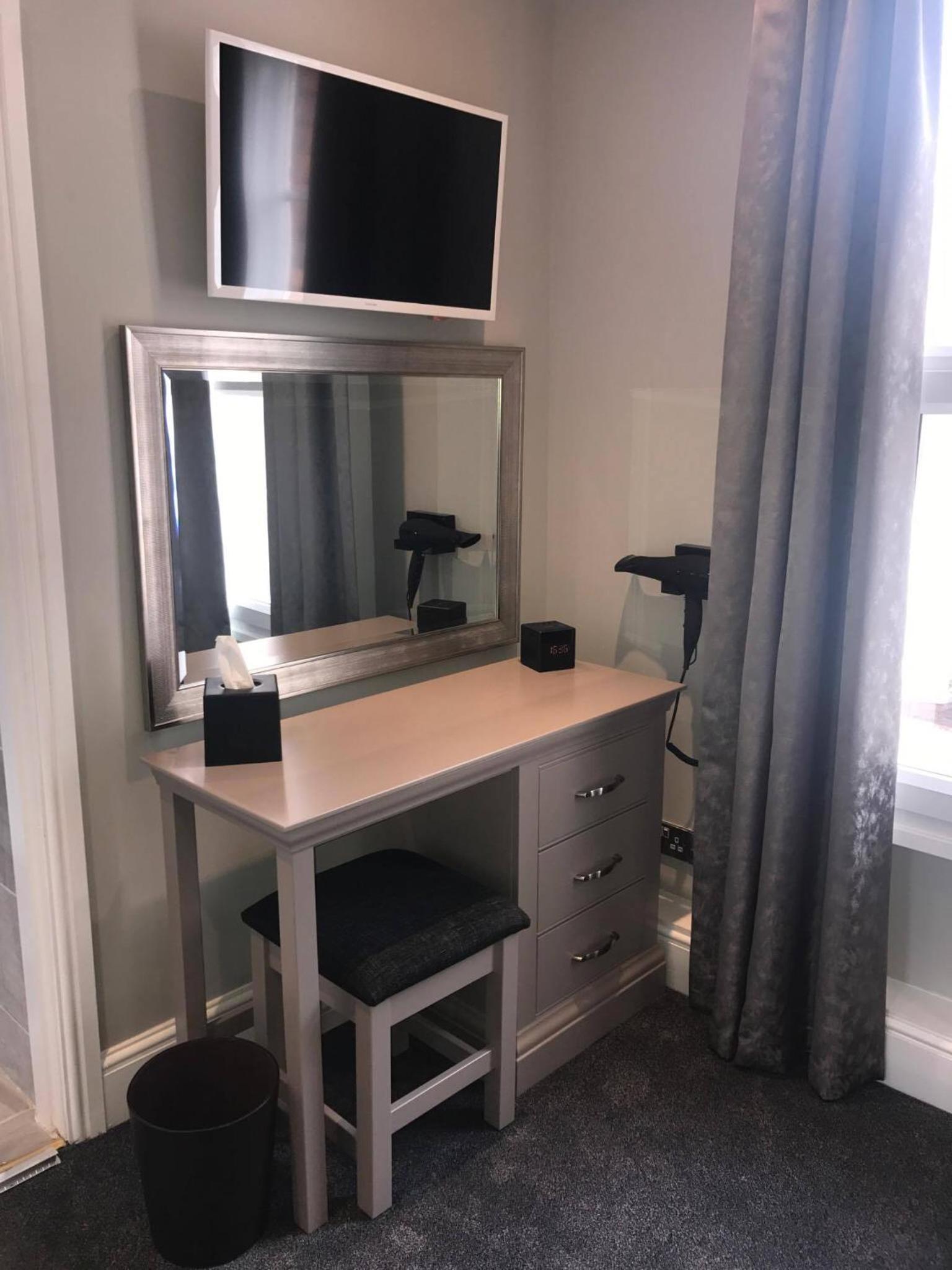 Deluxe Double Room - Photo 7