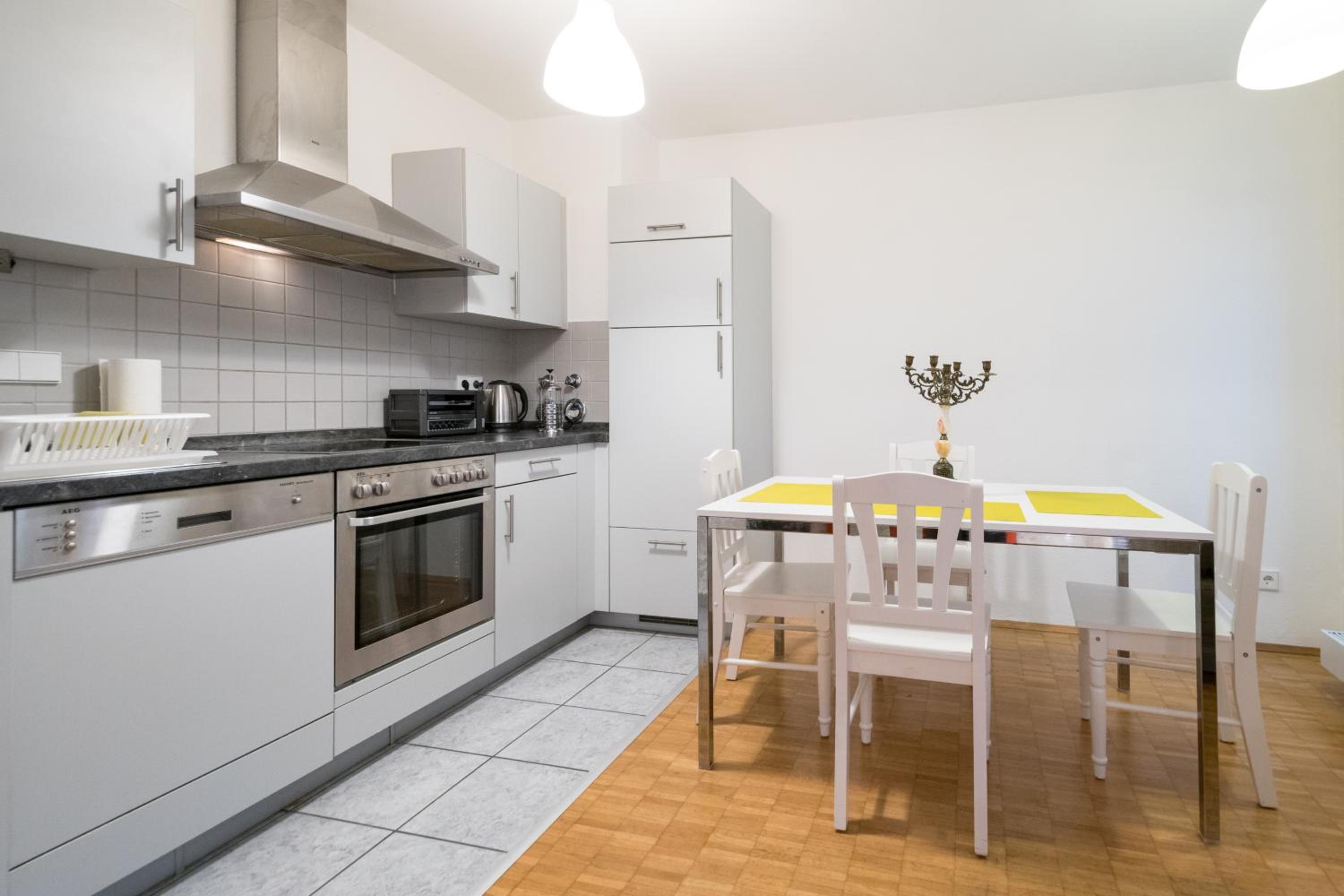 Two-Bedroom Apartment - Photo 8