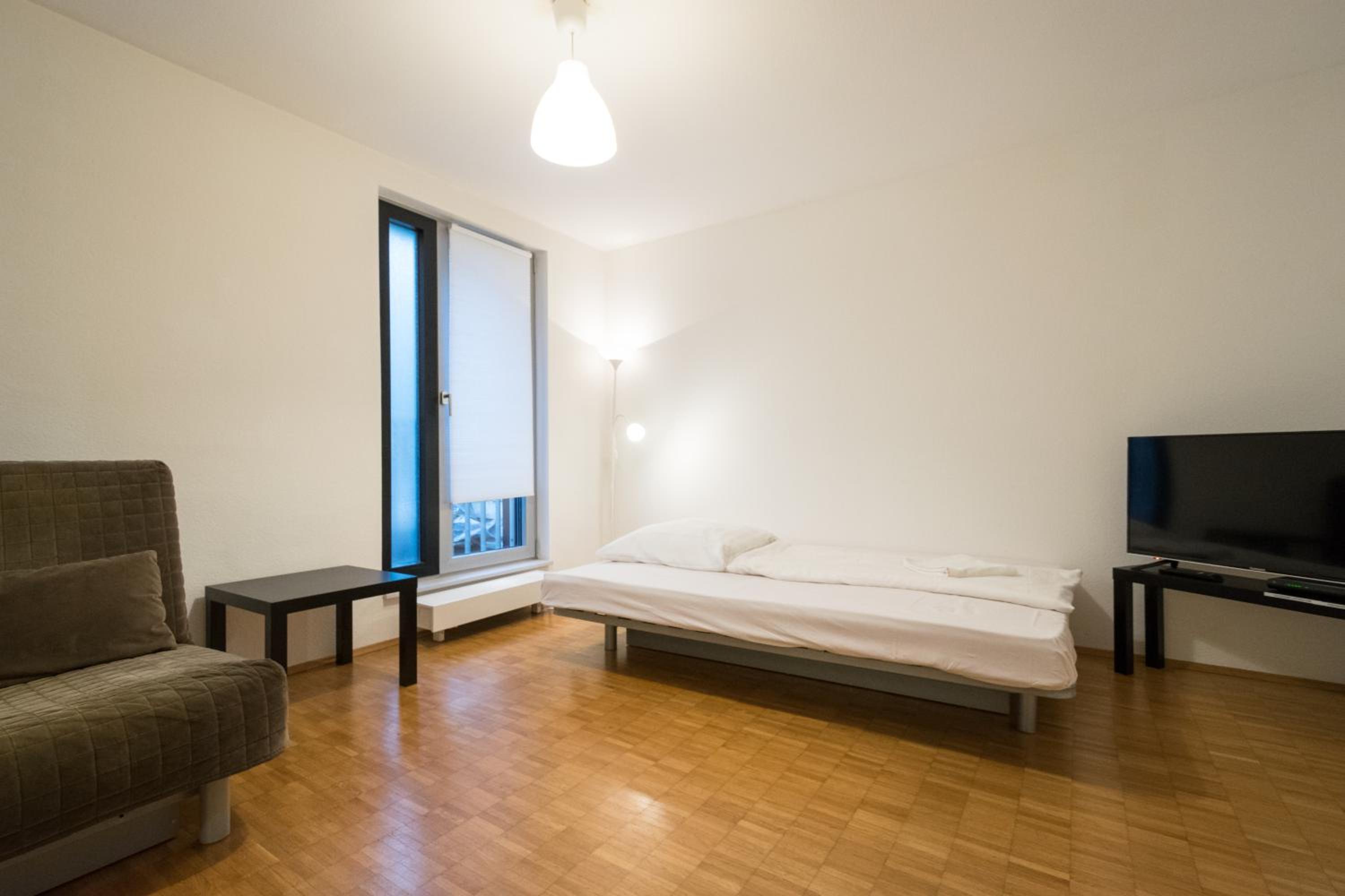 Two-Bedroom Apartment - Photo 6