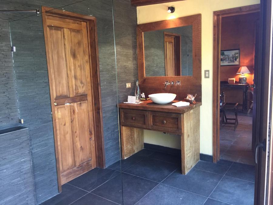 Deluxe Double Room with Balcony photo 3