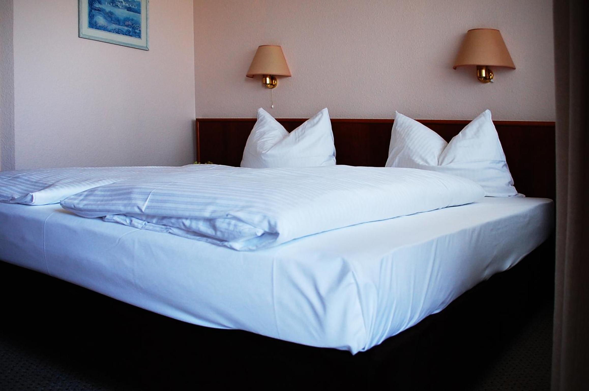 Doppelzimmer zum Innenhof photo 3