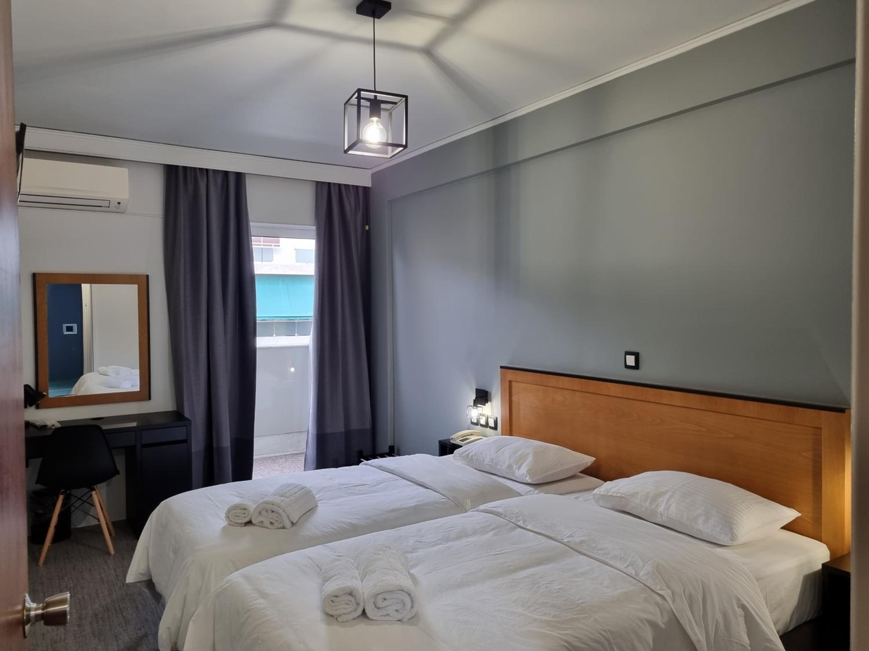 Economy Twin Room