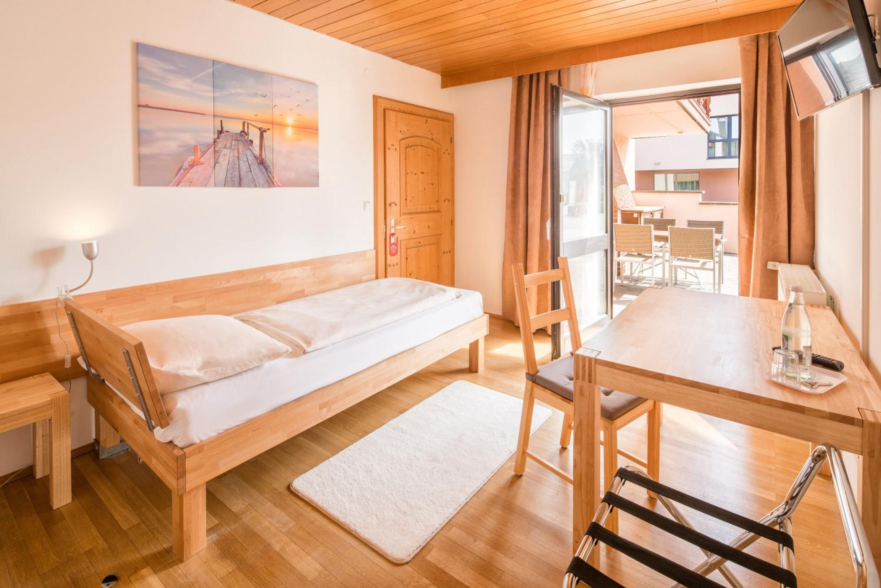 Single Room photo 1