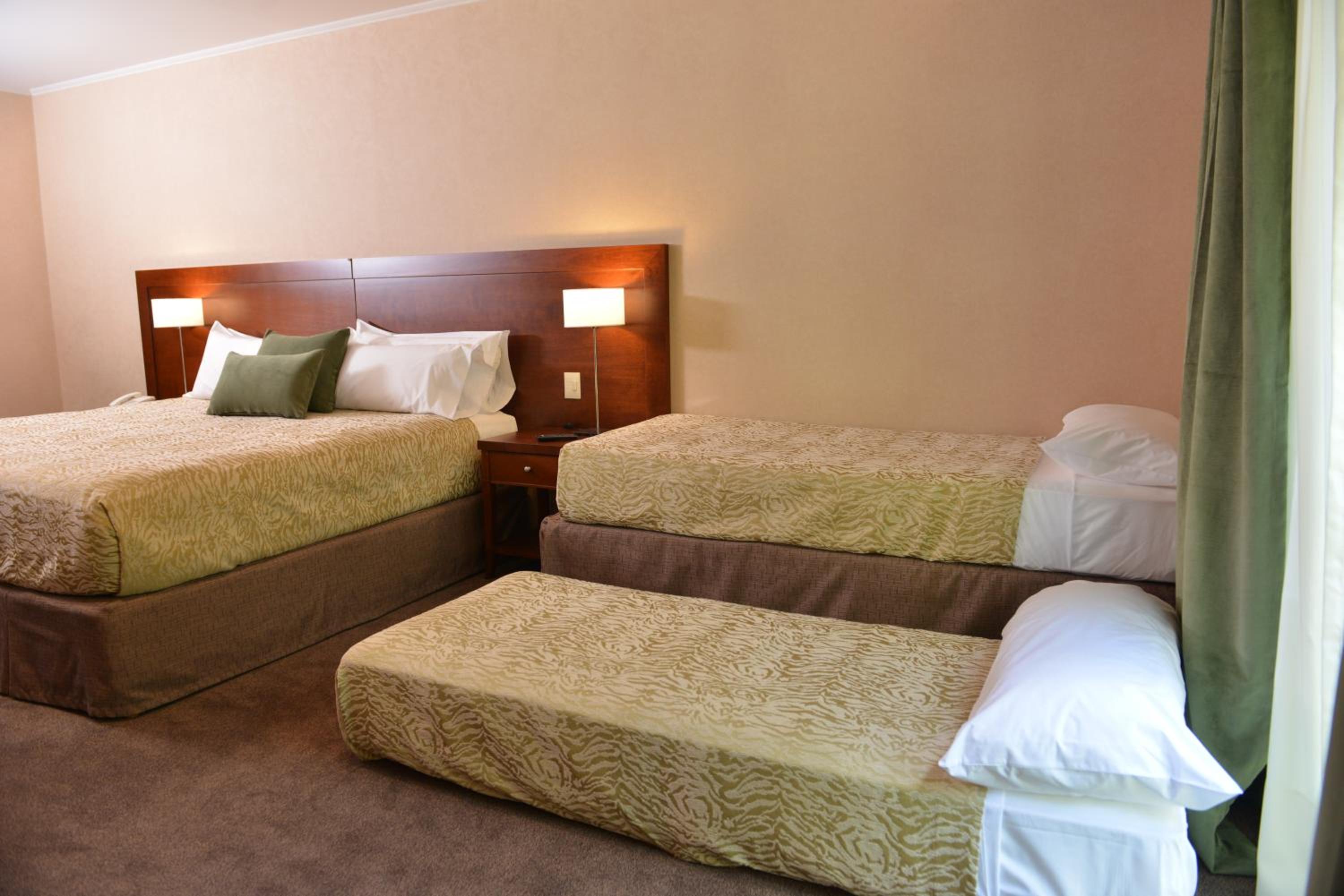 Comfort Triple Room