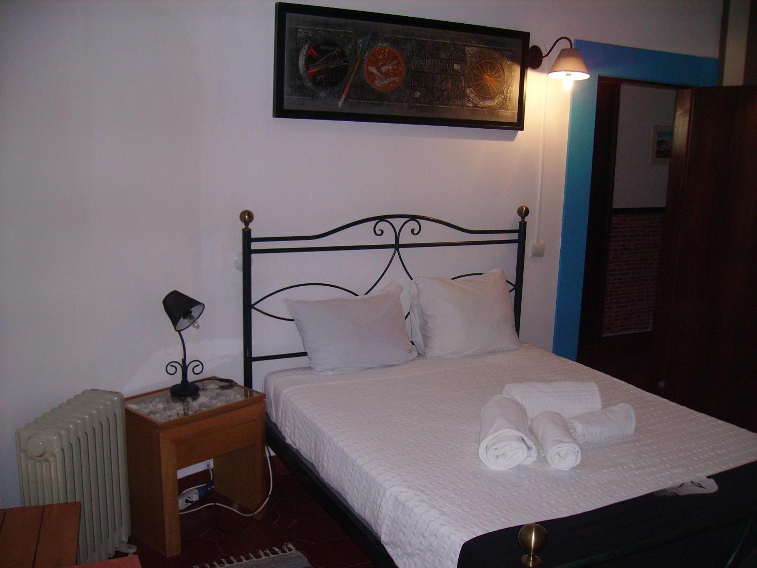 Double Room with Exterior Shared Bathroom photo 3