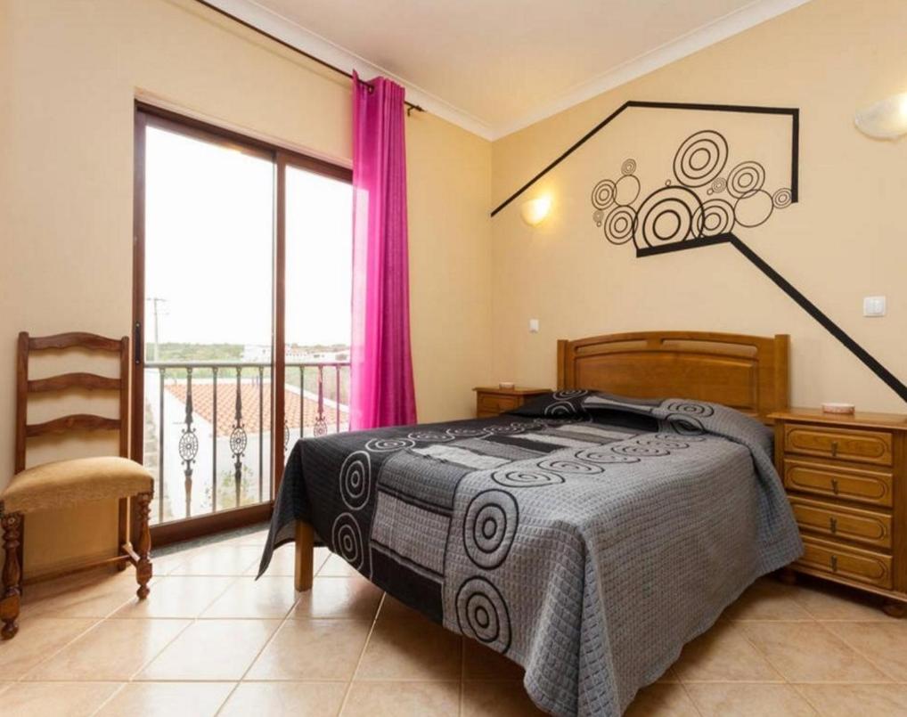 Double Room with Private Bathroom - Photo 1