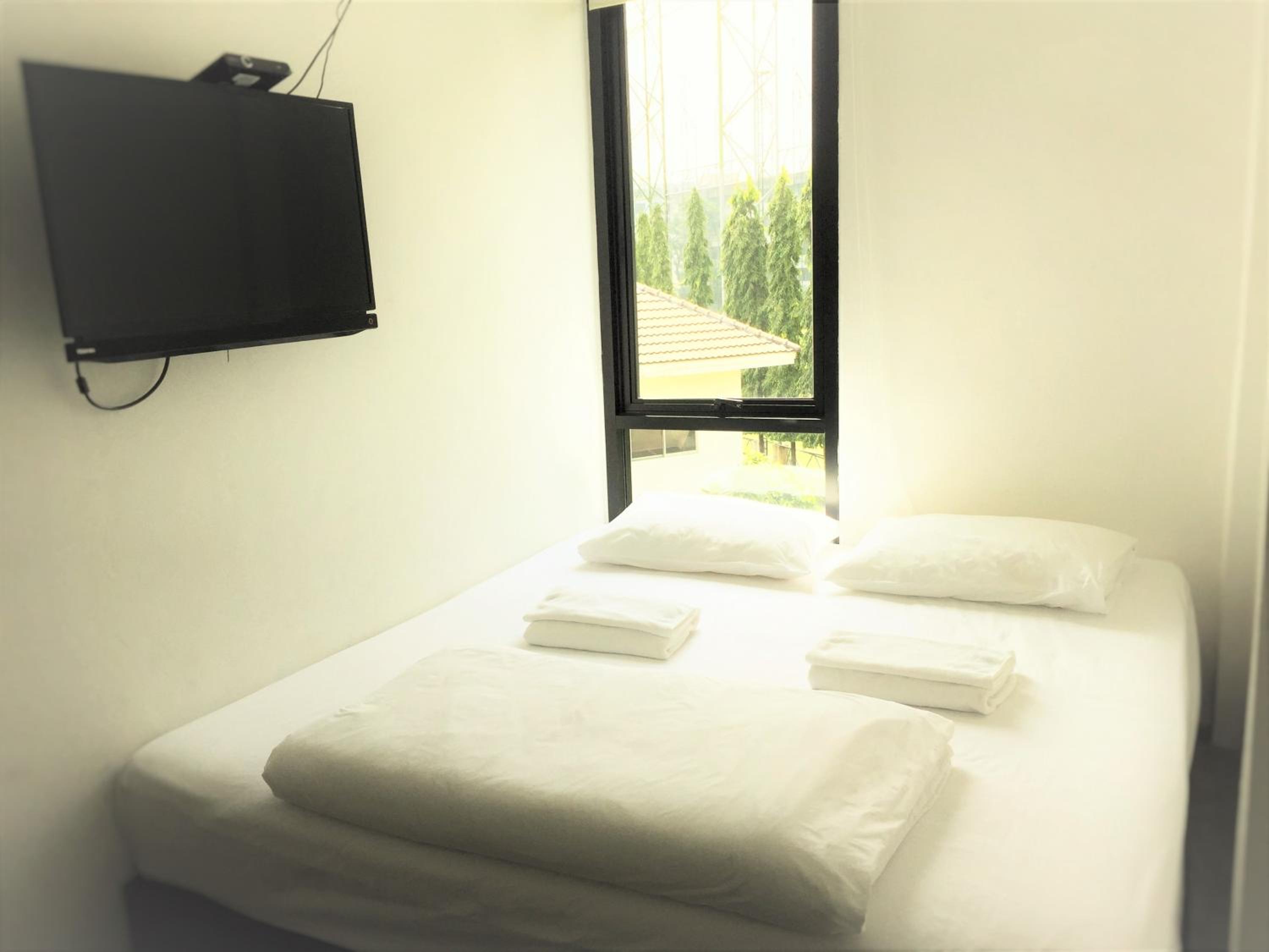 Standard Double Room with Shared Bathroom photo 2