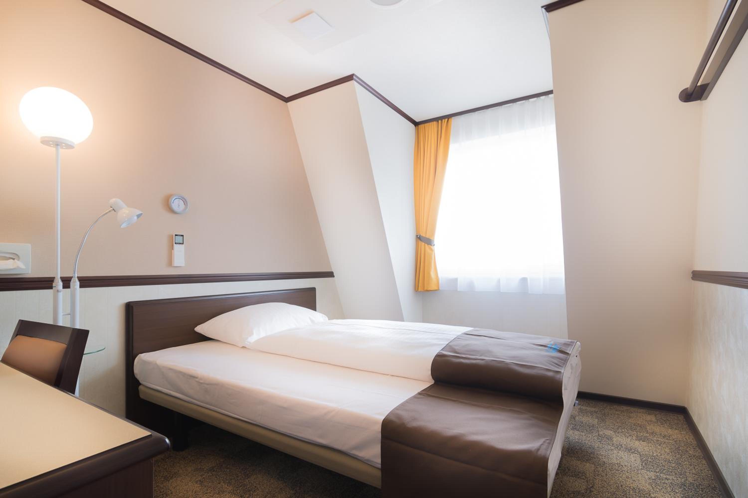 Single Room - Photo 1