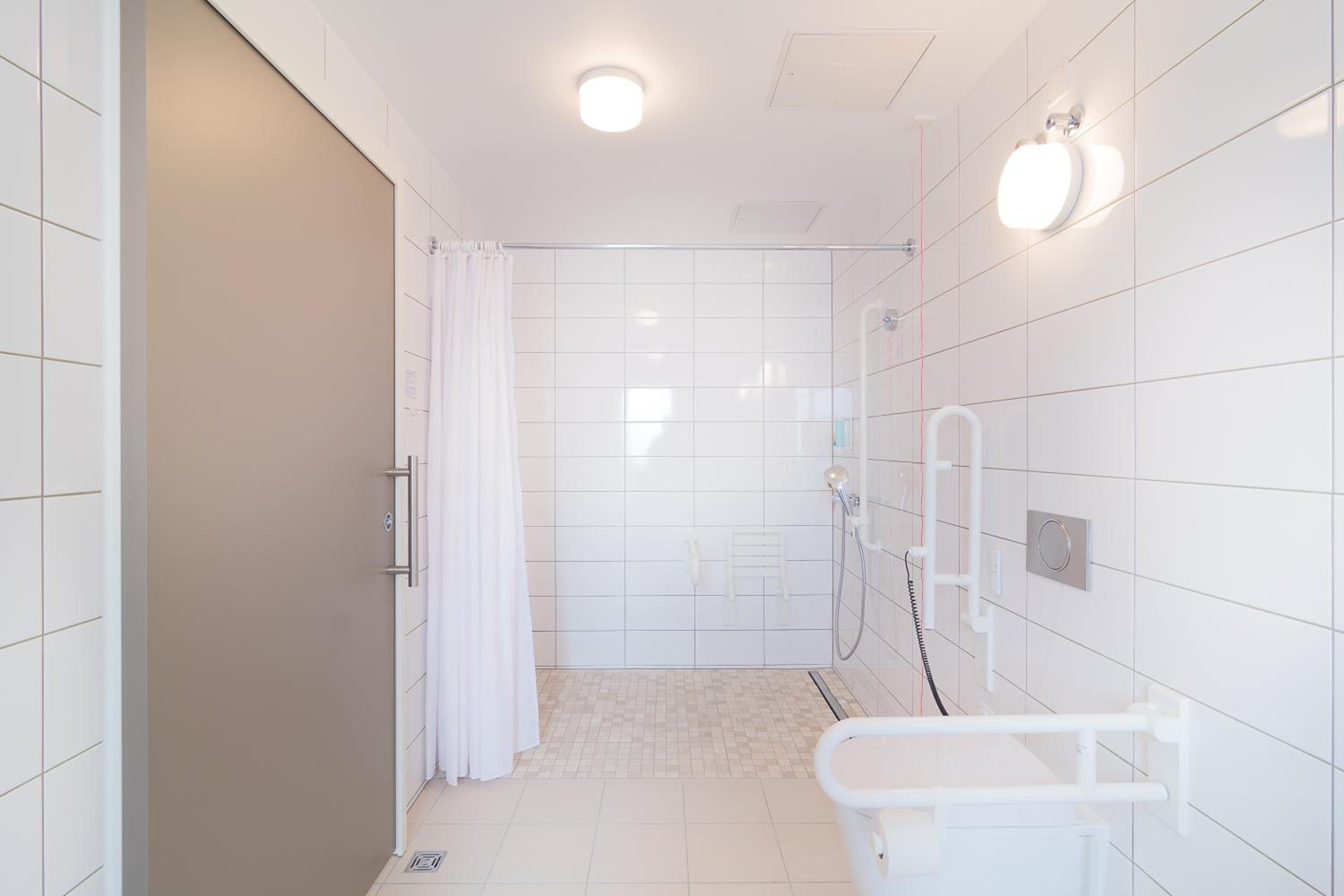 Double Room - Disability Access - Photo 3