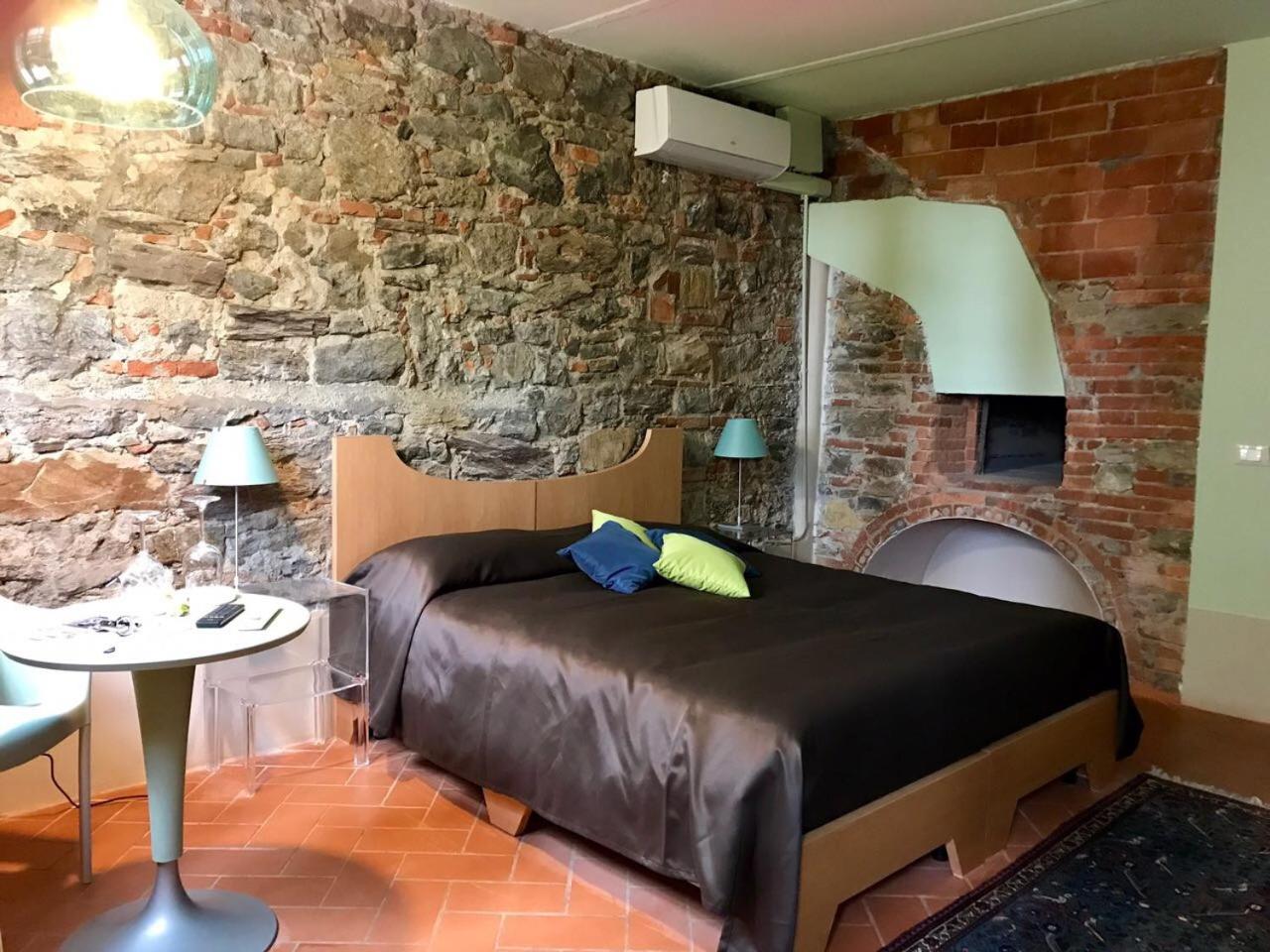 Apartment - Split Level - Photo 5