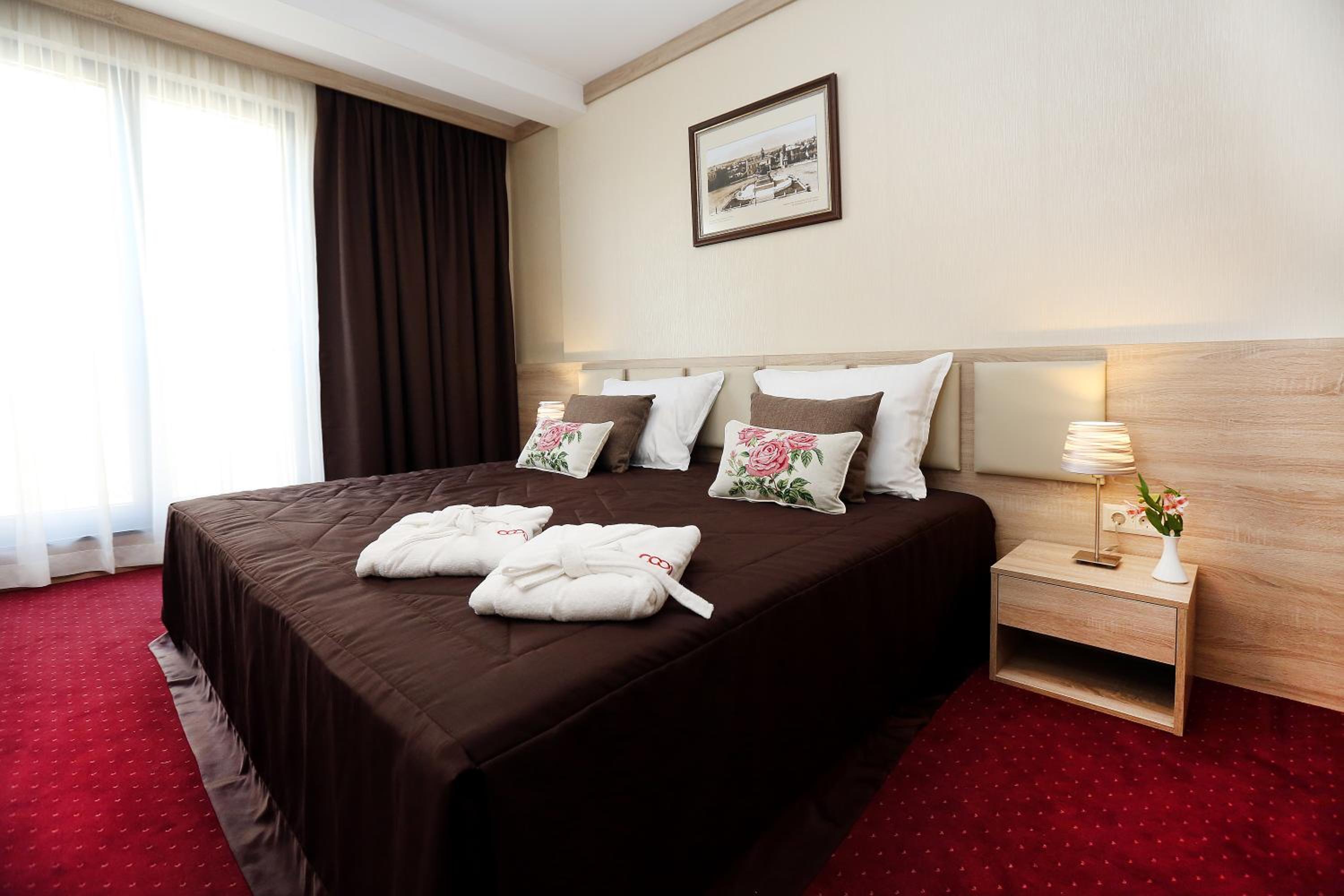 Deluxe Suite photo 1