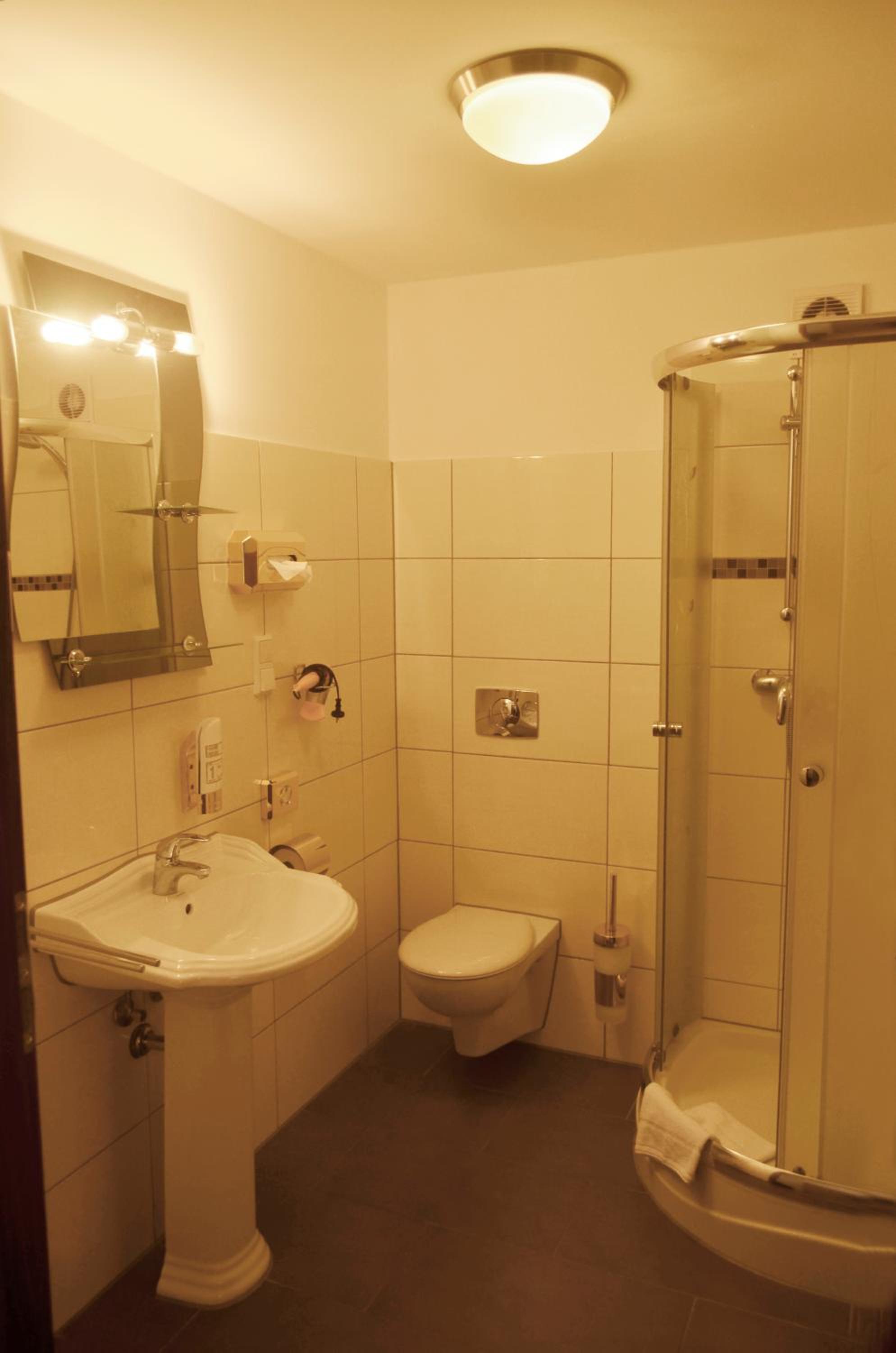 Single Room photo 2
