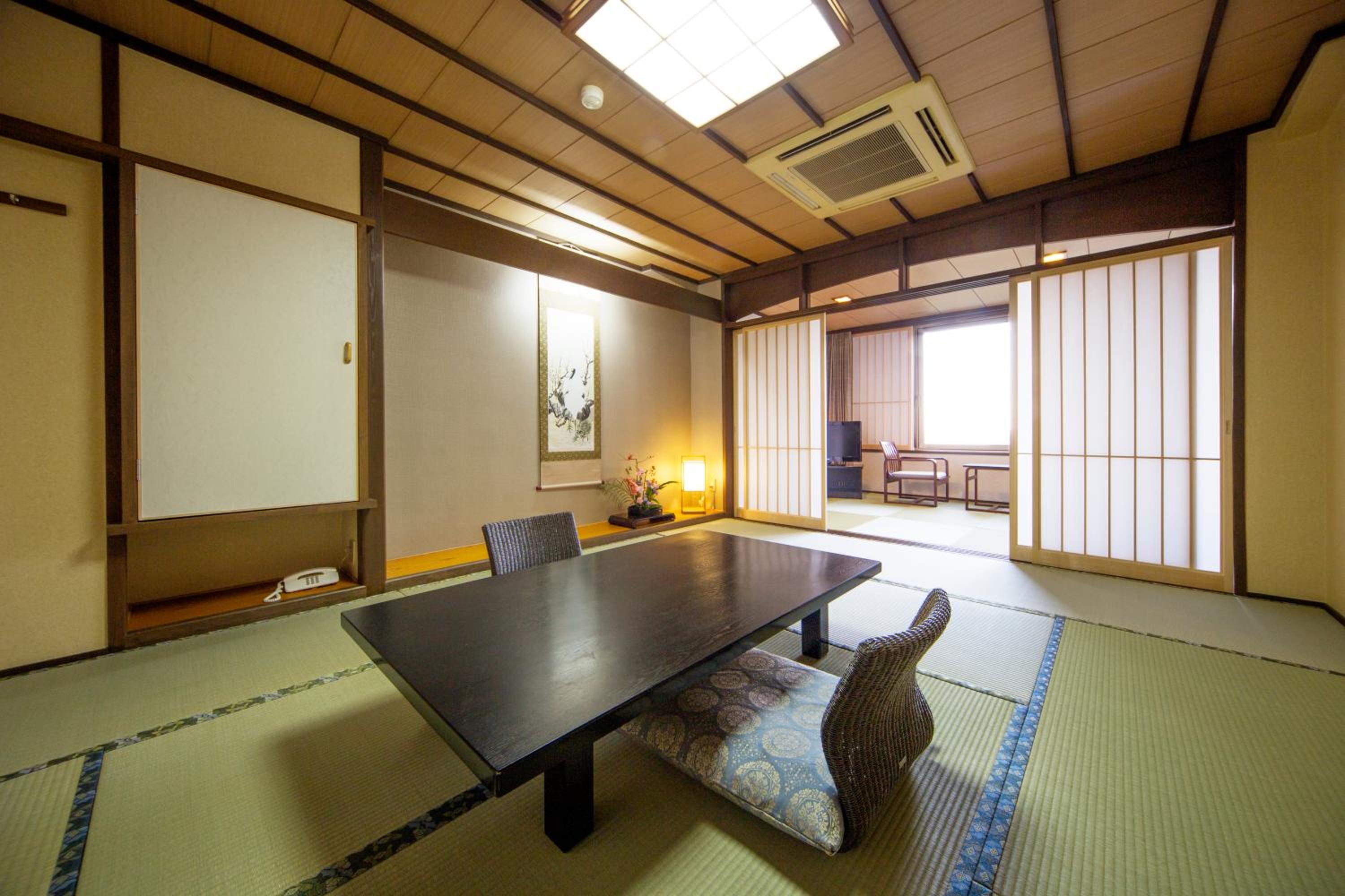 Japanese-Style Room