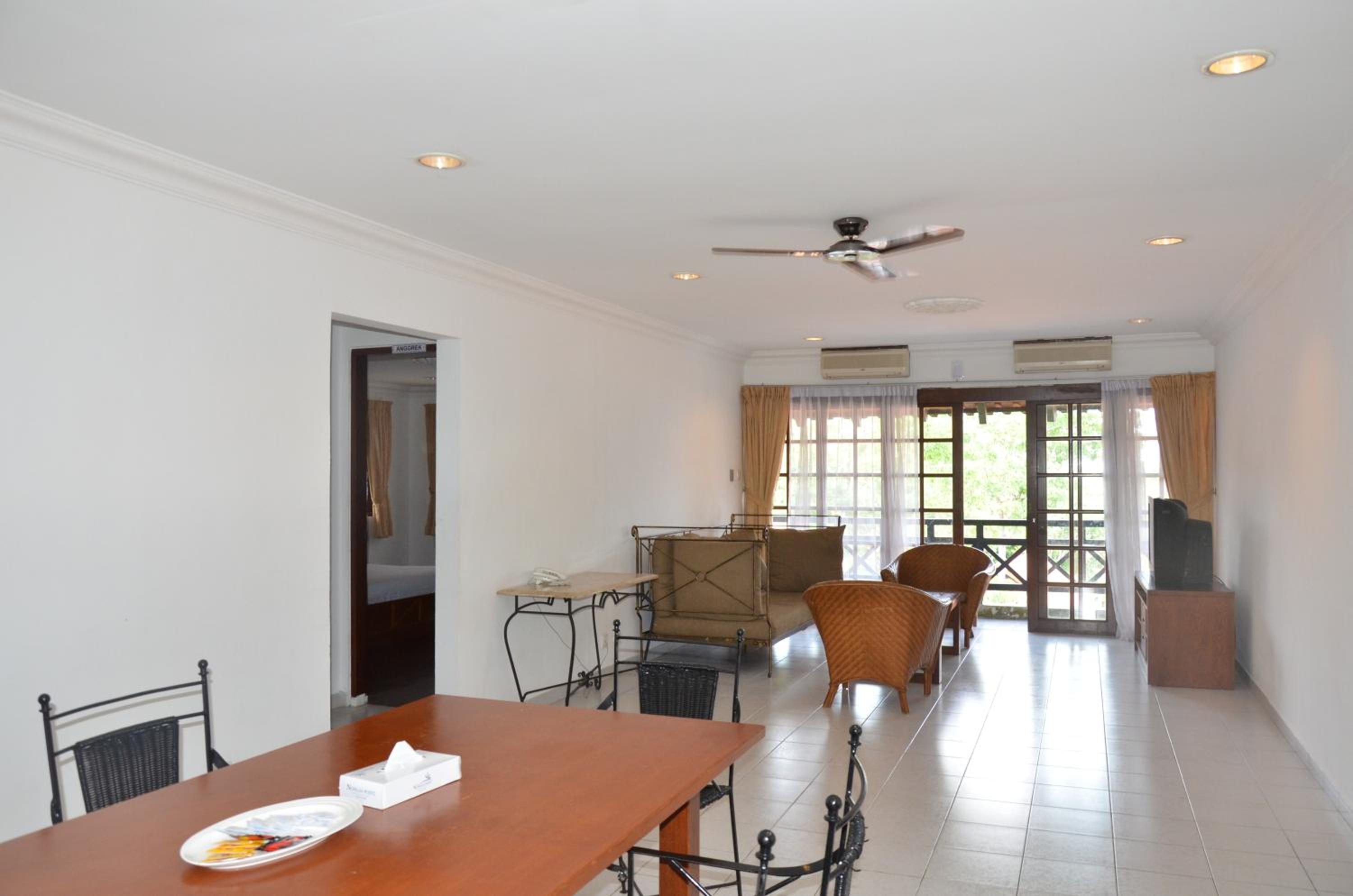 Three Bedroom Apartment  - Photo 10