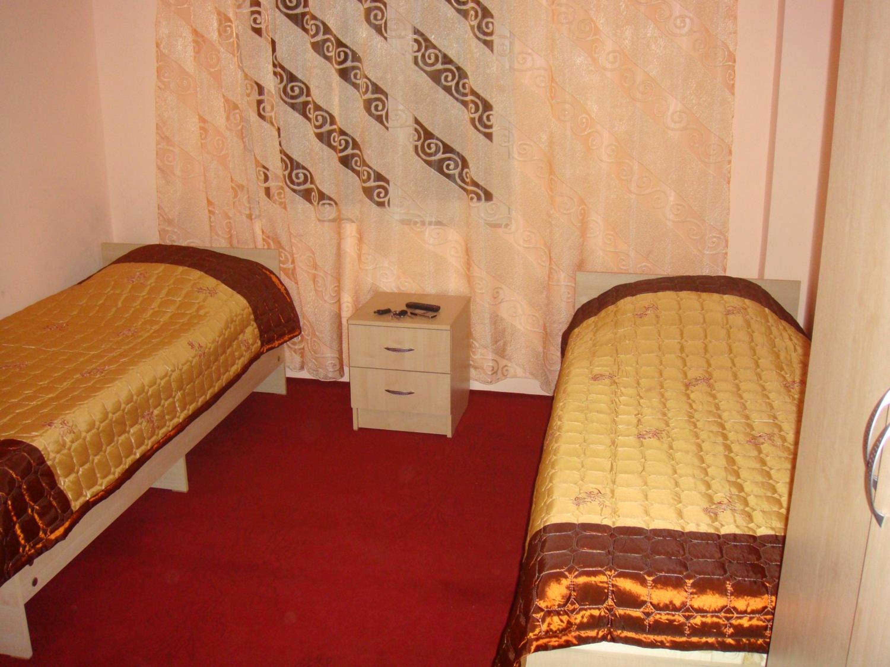 Standard Twin Room photo 3