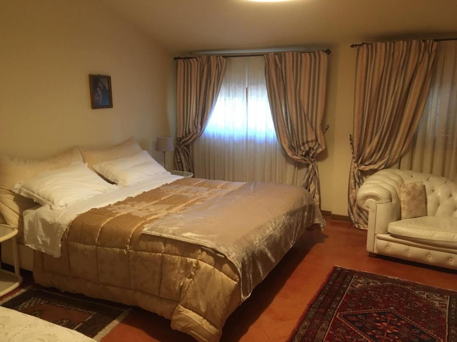 Double Room With Pool View - Photo 1