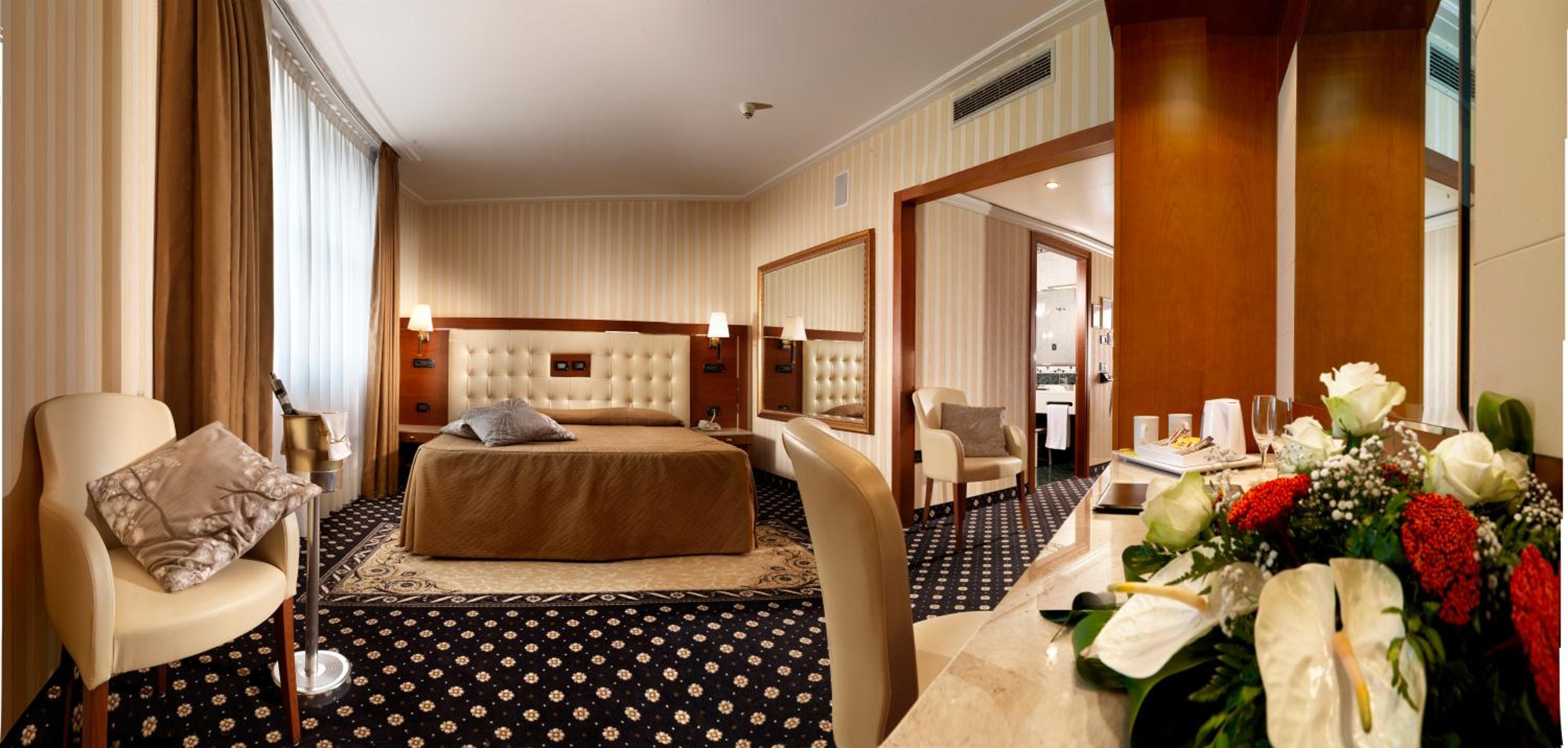 Double Room - Photo 3