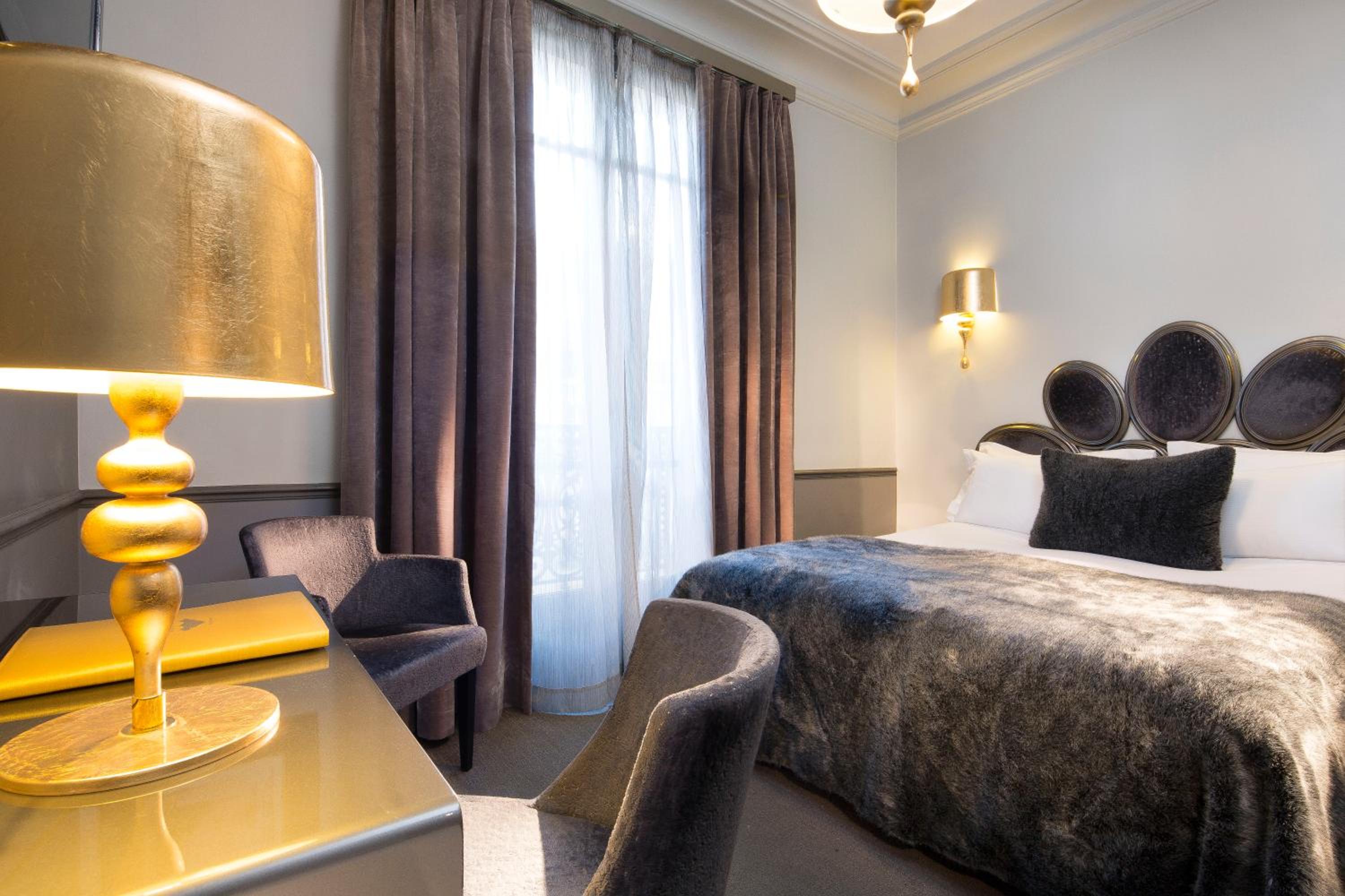Classic Room with Balcony photo 1