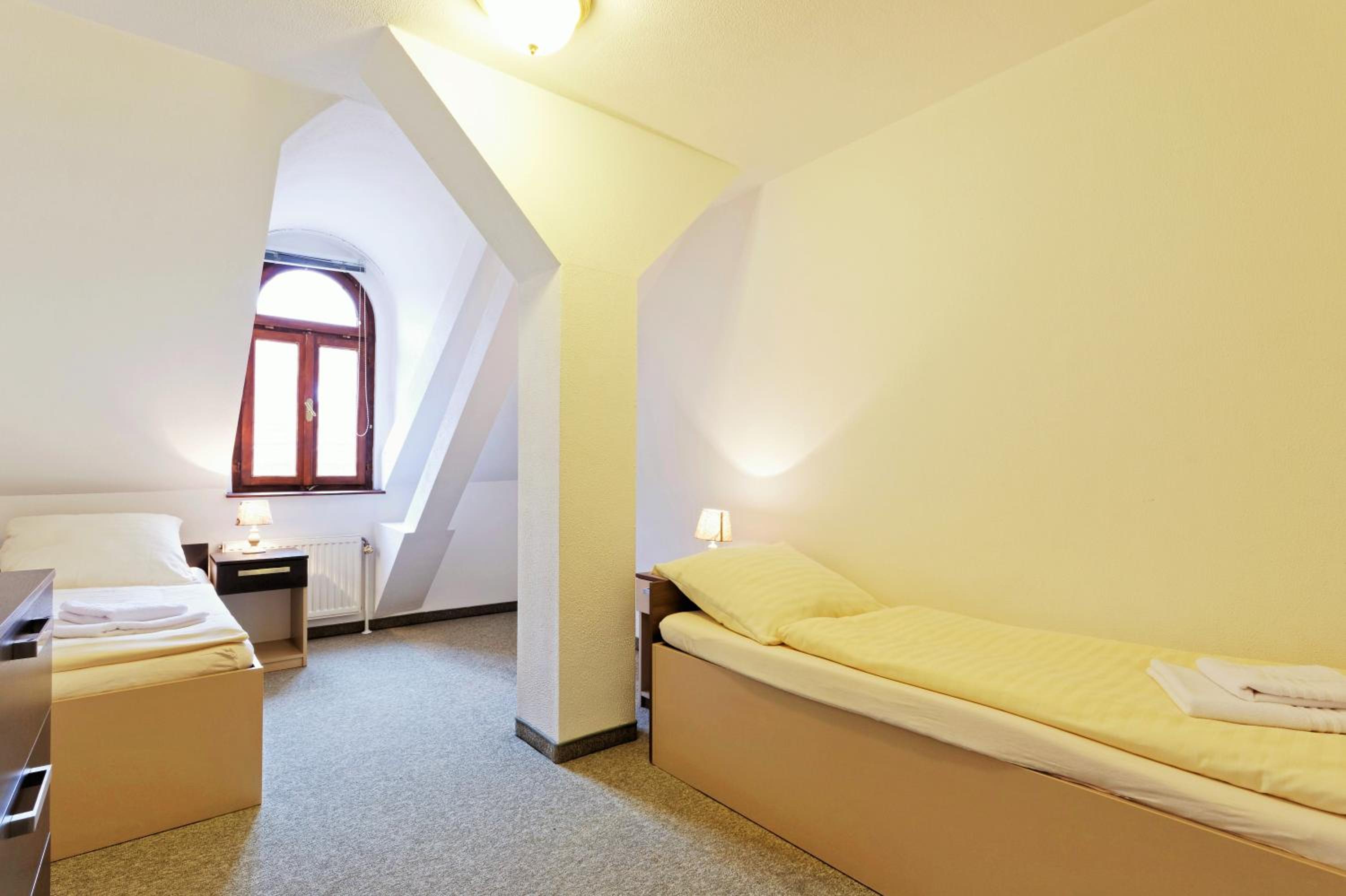 Two-Bedroom Apartment (5 Adults) photo 2