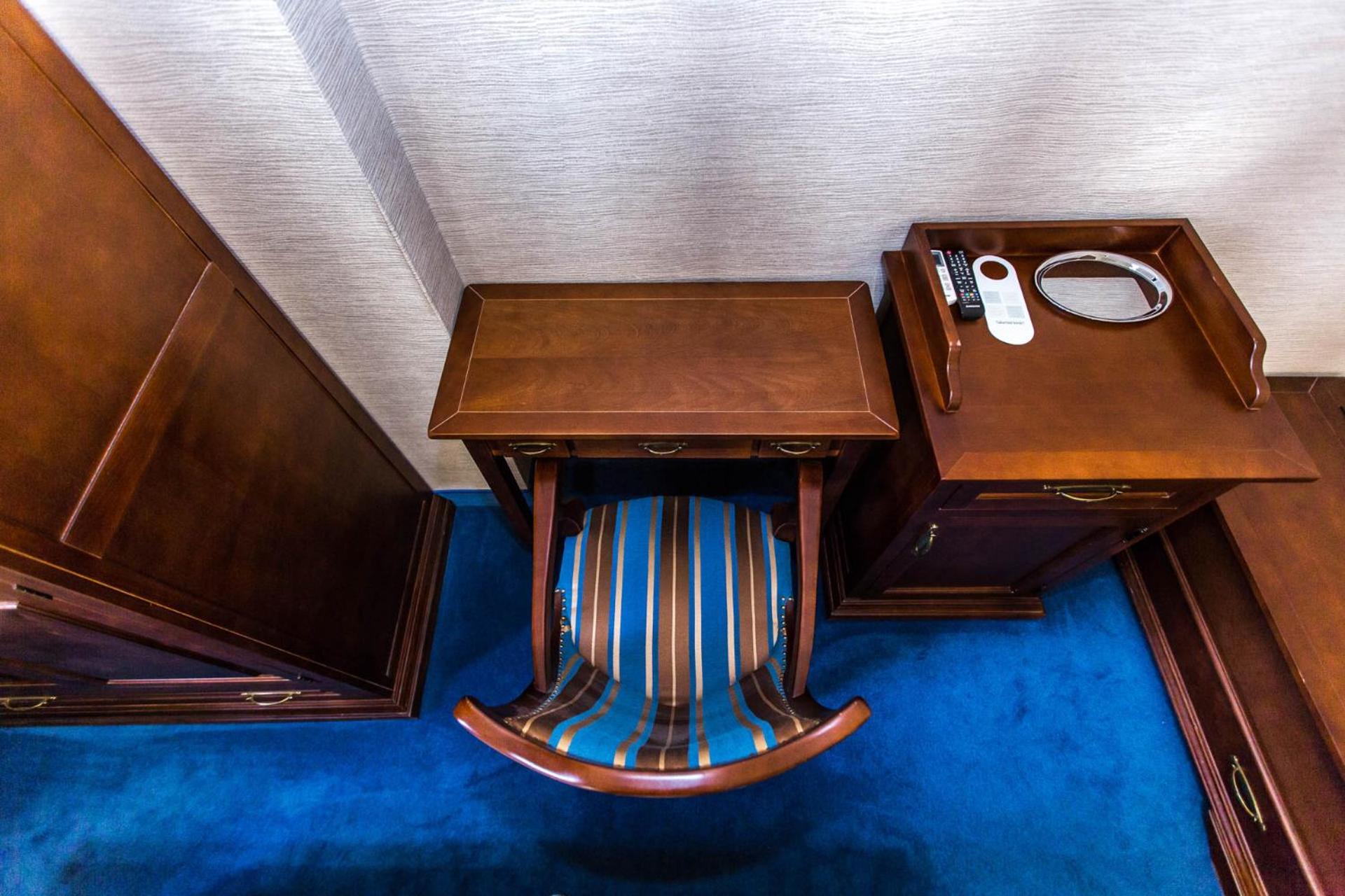 Standard Double or Twin Room - Photo 3