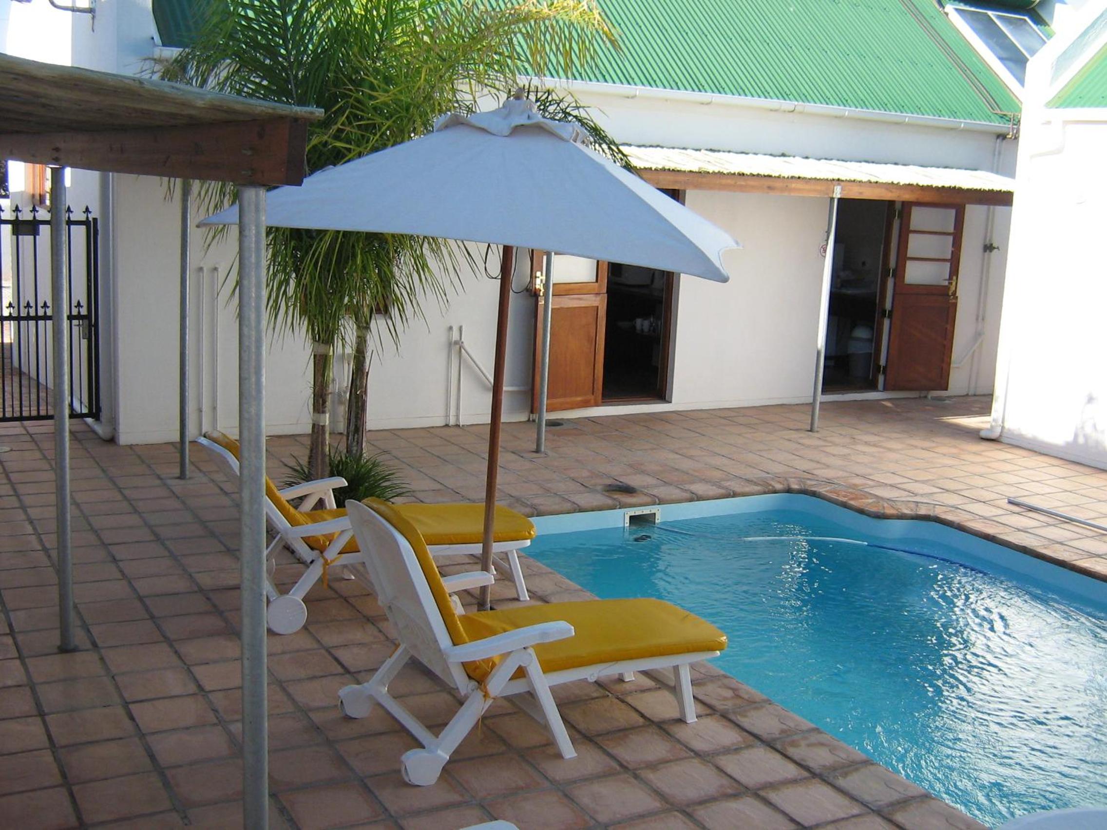 Double or Twin Room - Photo 9